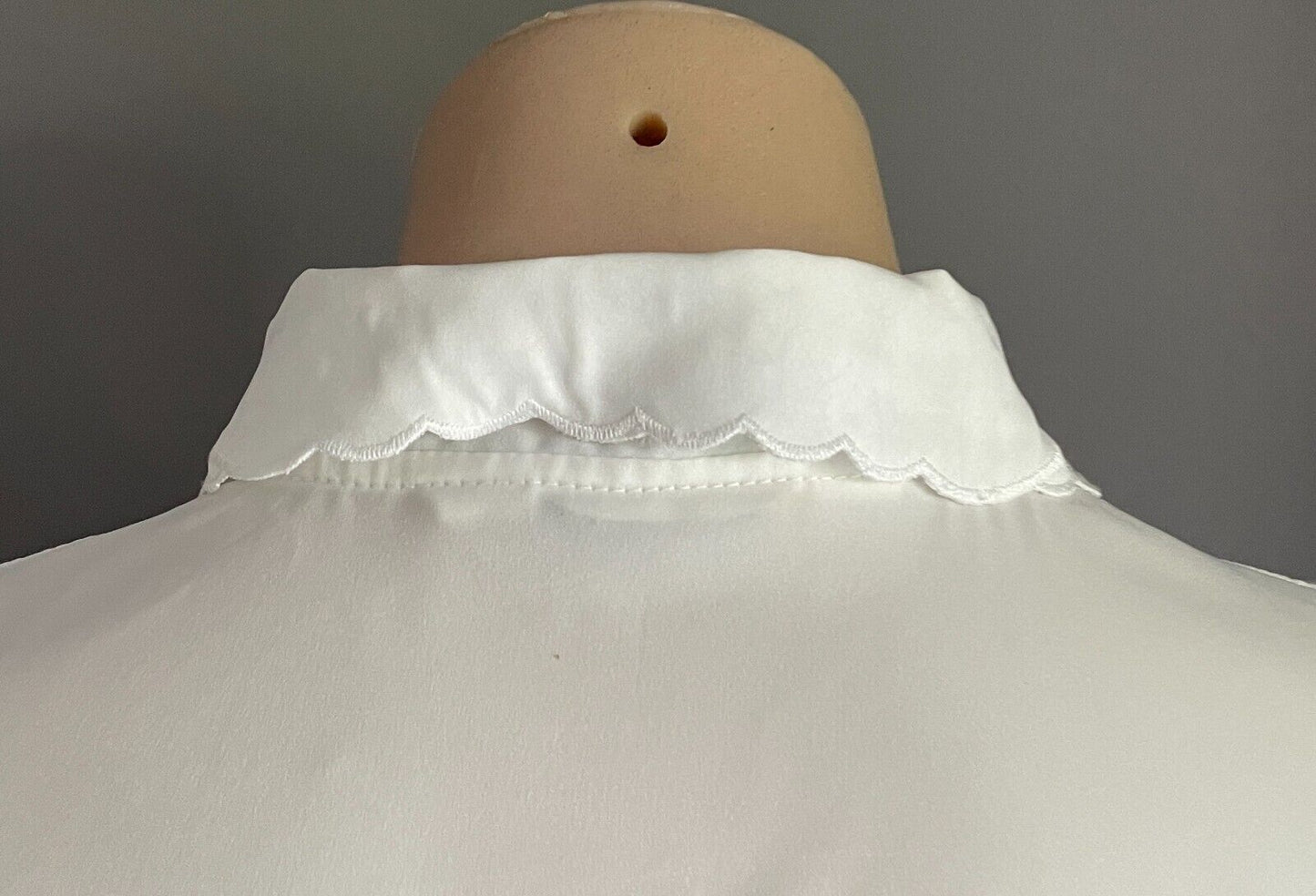 KE-SUNSHINE White Blouse Cut Out Embroidered Pastel Short Sleeve Top Size 14 Vtg