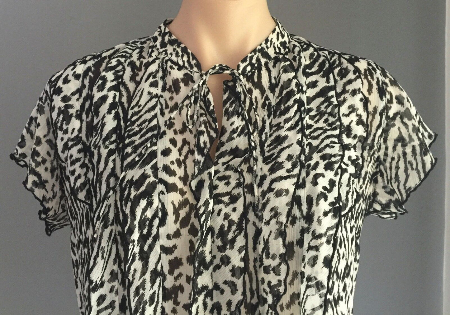 LIZ JORDAN Top Sheer Black & White Leopard Print Short Sleeve Dressy 14 16 New
