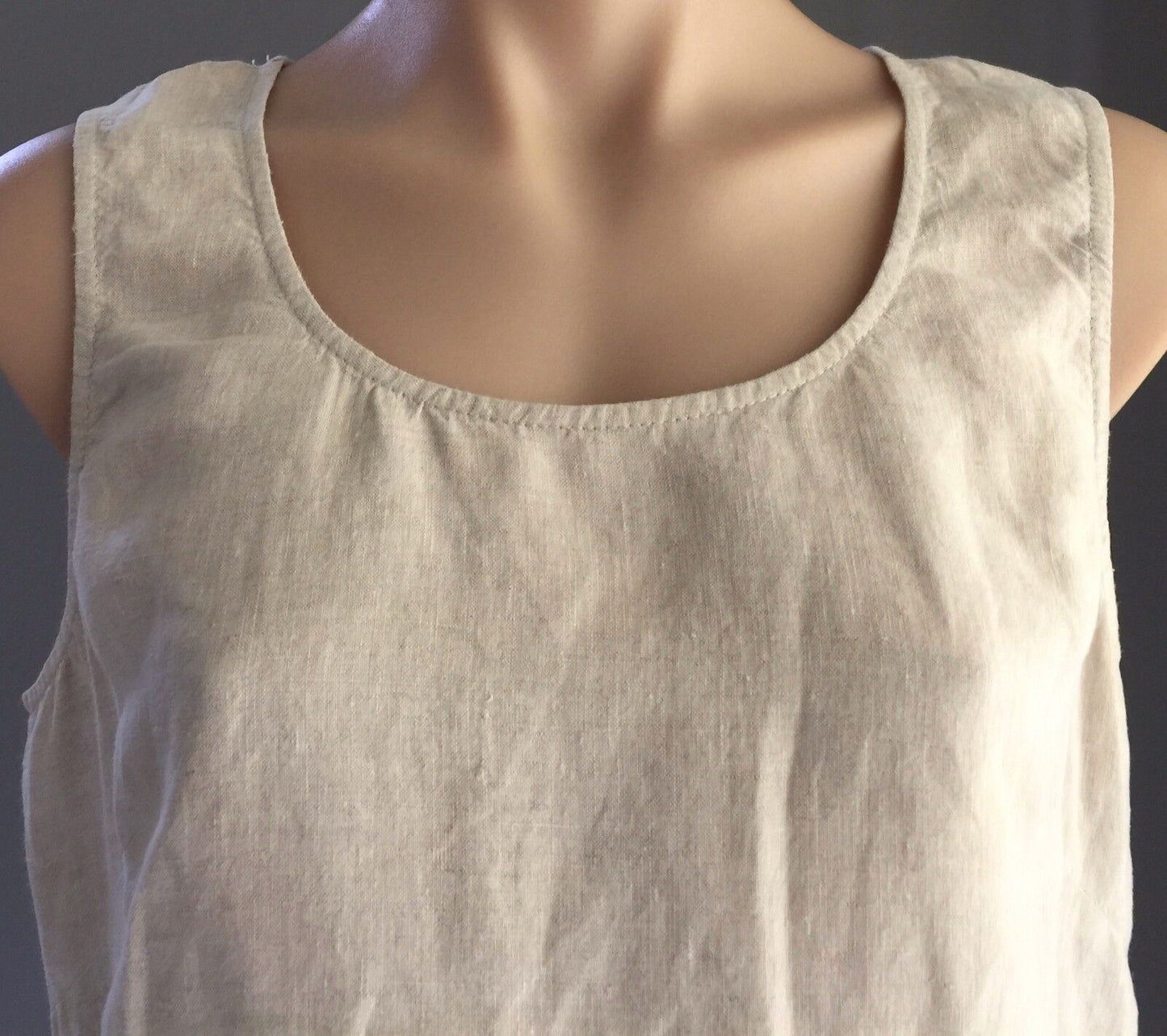 FWH Beige Linen Sleeveless Top Round Neck Summer Spring Ladies Blouse Size 12