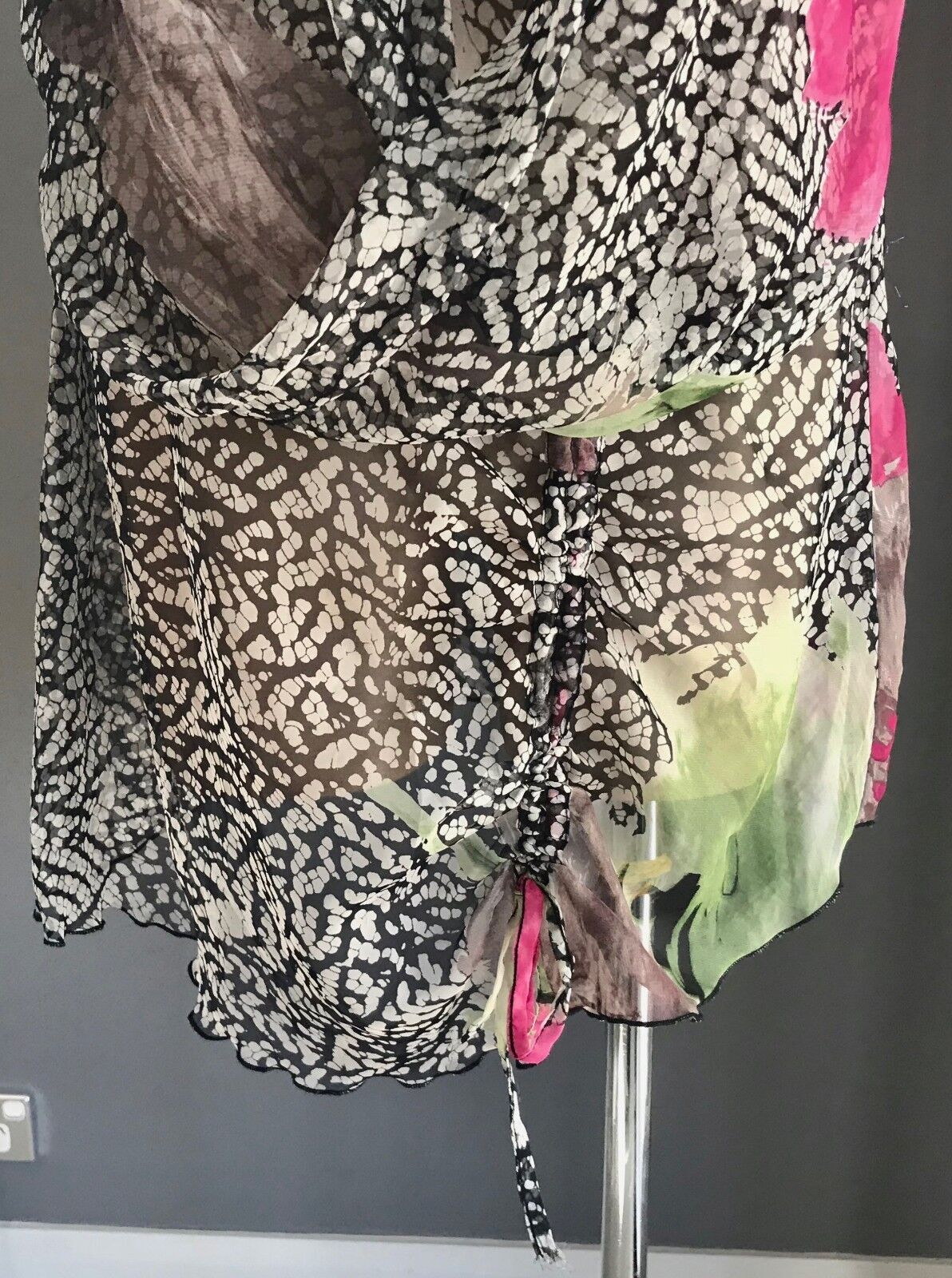 HOLMES & FALLON Top Sheer Tunic Colourful Print Blouse Pull Up Tie Size M 12 NEW