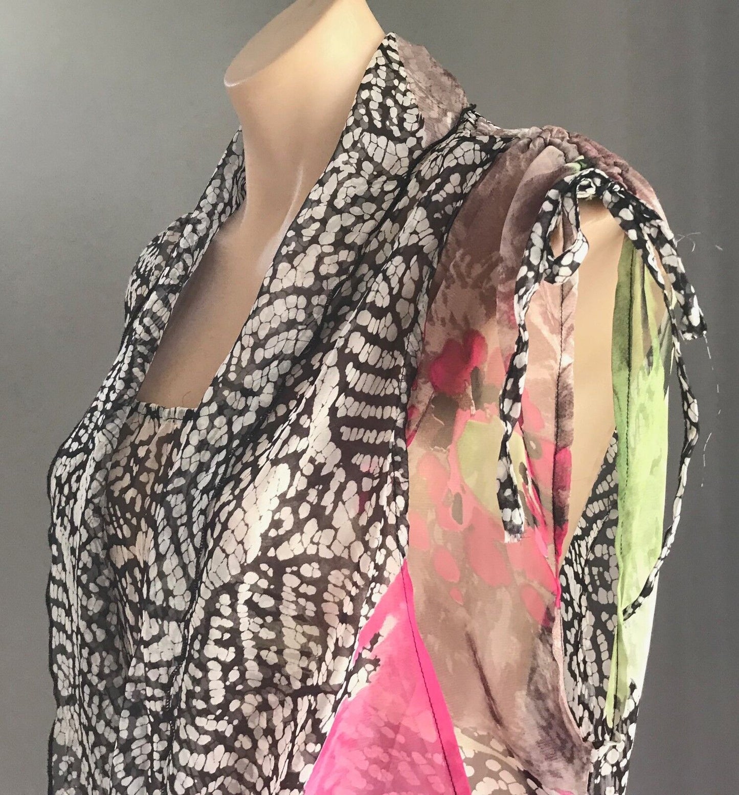 HOLMES & FALLON Top Sheer Tunic Colourful Print Blouse Pull Up Tie Size M 12 NEW