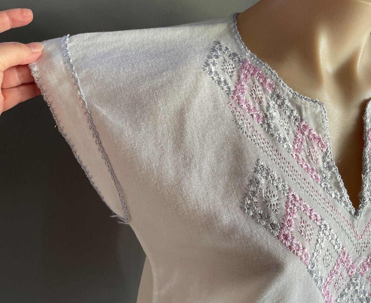 Hand Embroidered Top White Blouse Extended Sleeves Size 12 Pink and Grey Trim