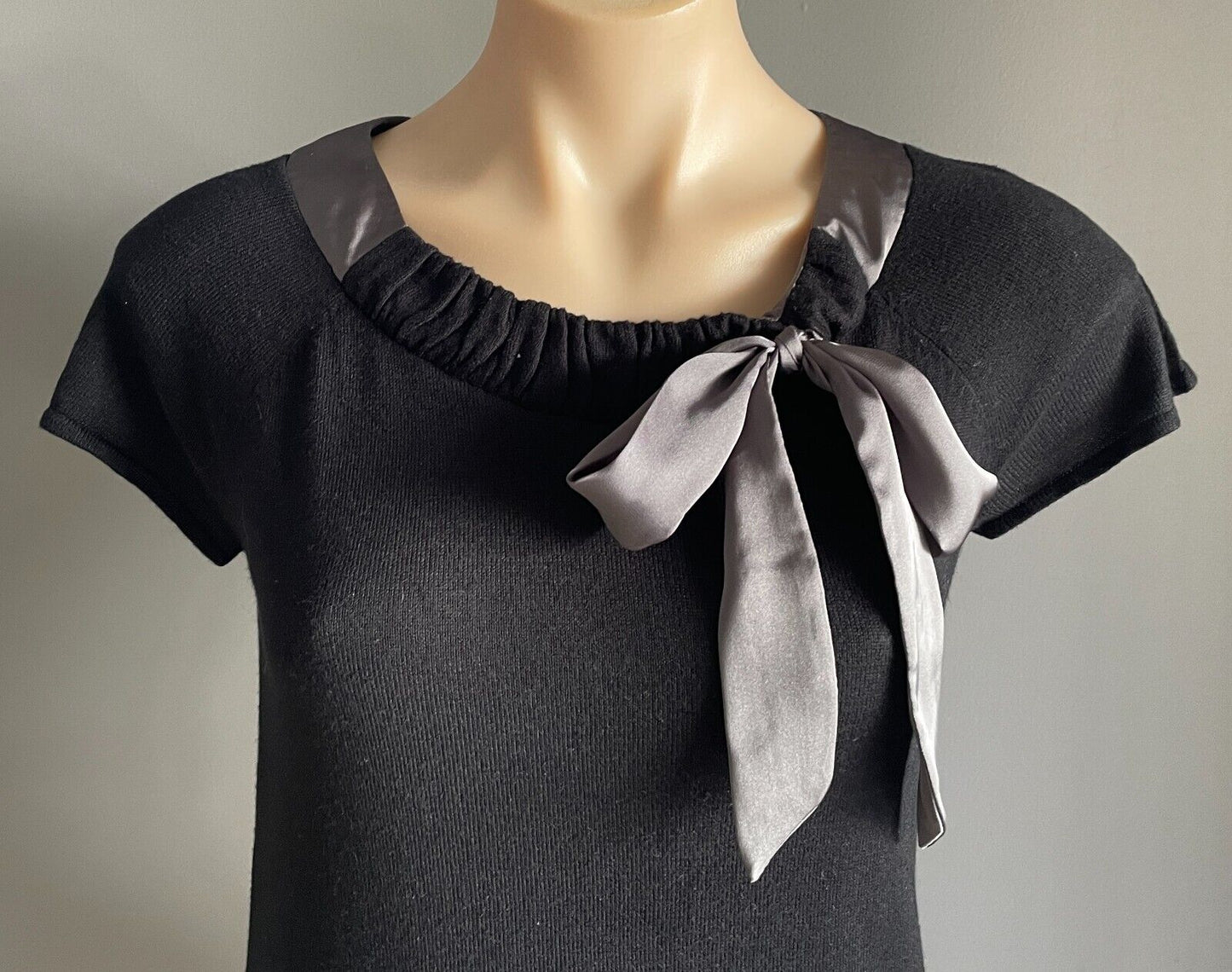 OSTIN Black Knit Top Extended Sleeves Size S 10 Grey Satin Trim Next Tie O*STIN