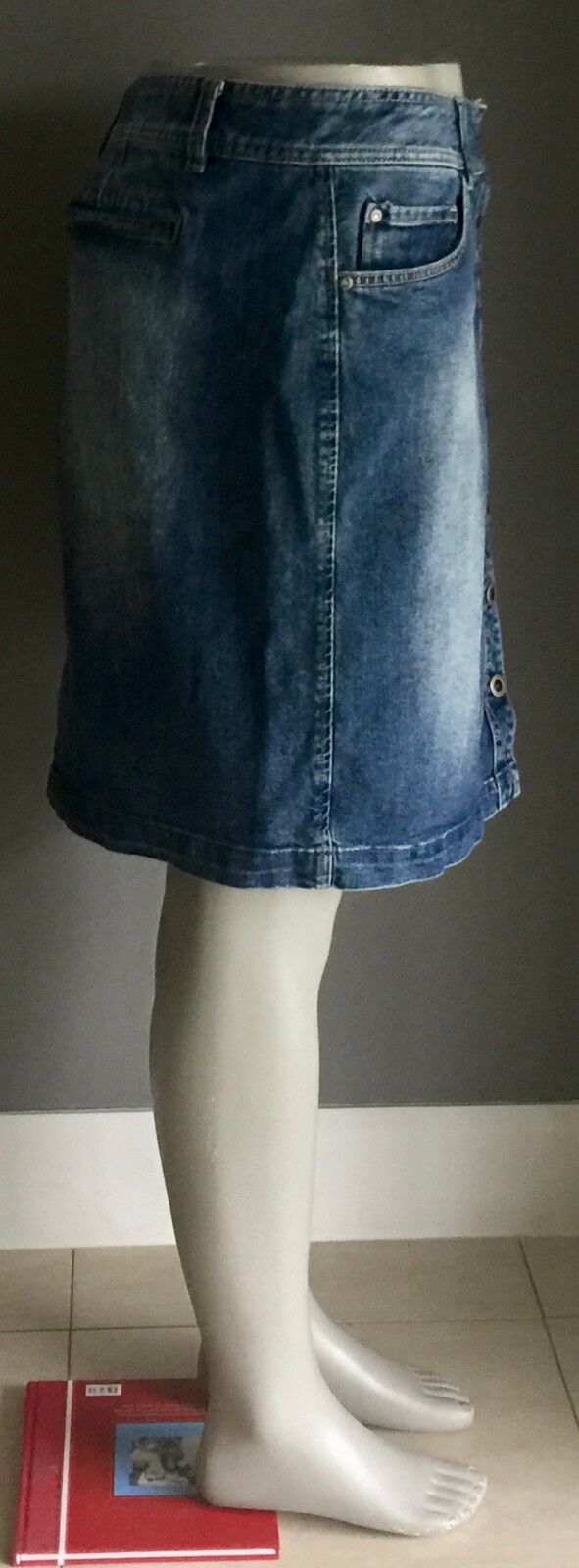 Size 14 Jeans JAG JEANS Denim Skirt Straight Knee Length Blue  Retro