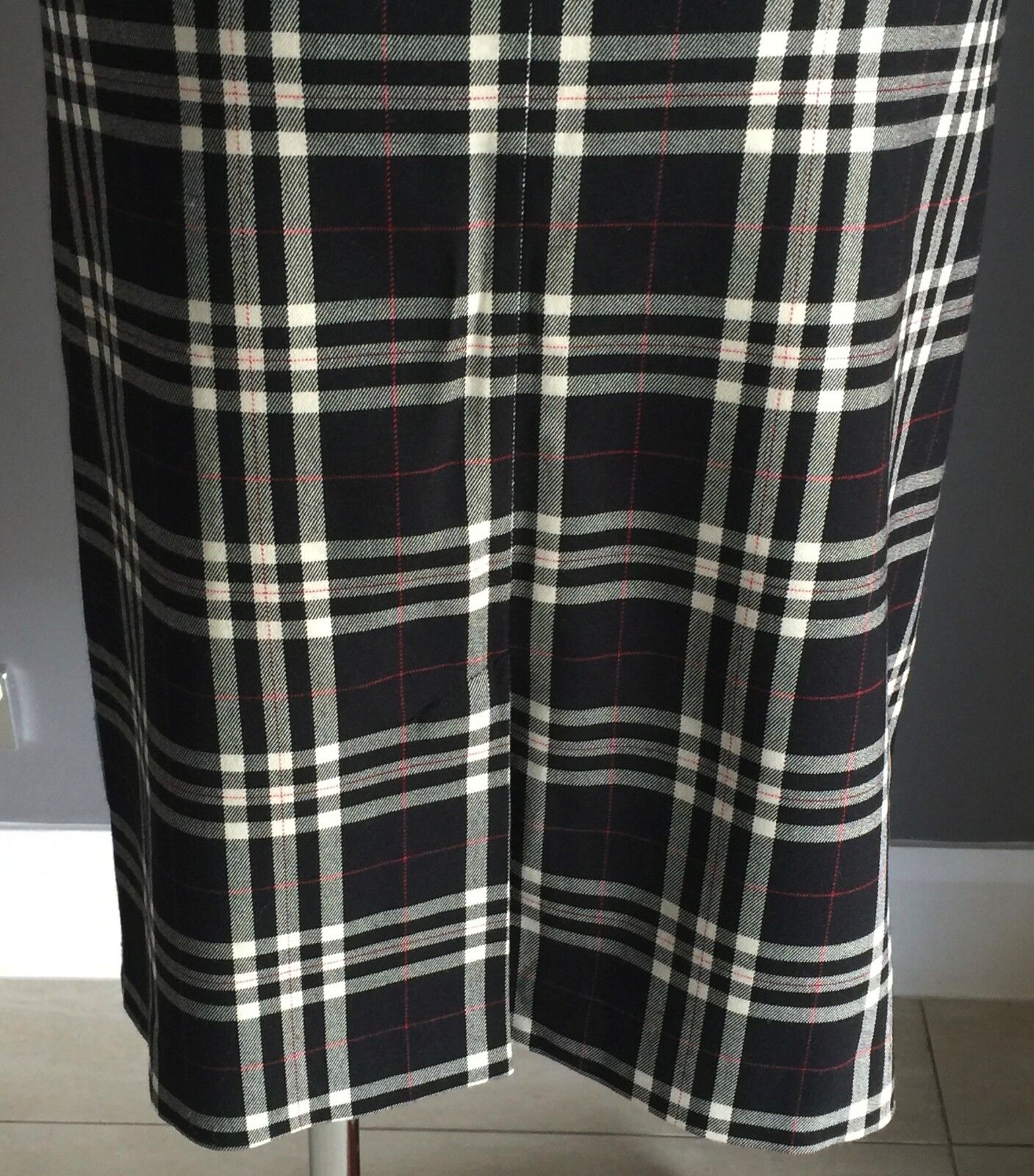 New TRENT RESORT Straight Skirt Black Red White Check Print Plaid Size 14 Retro