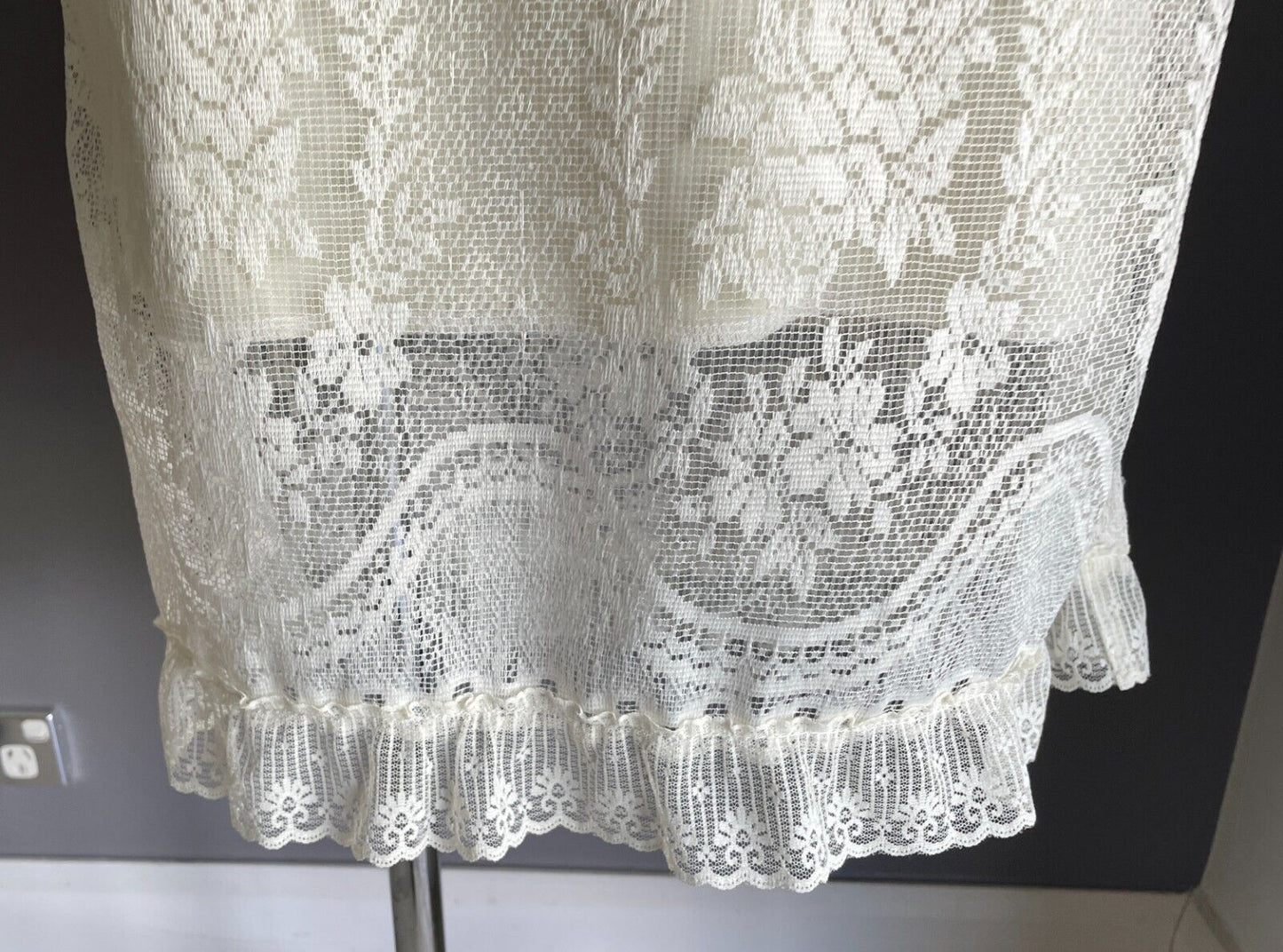 Handmade Skirt Off White Lace Gathered Waist Side Tie Size 12  14 Unique