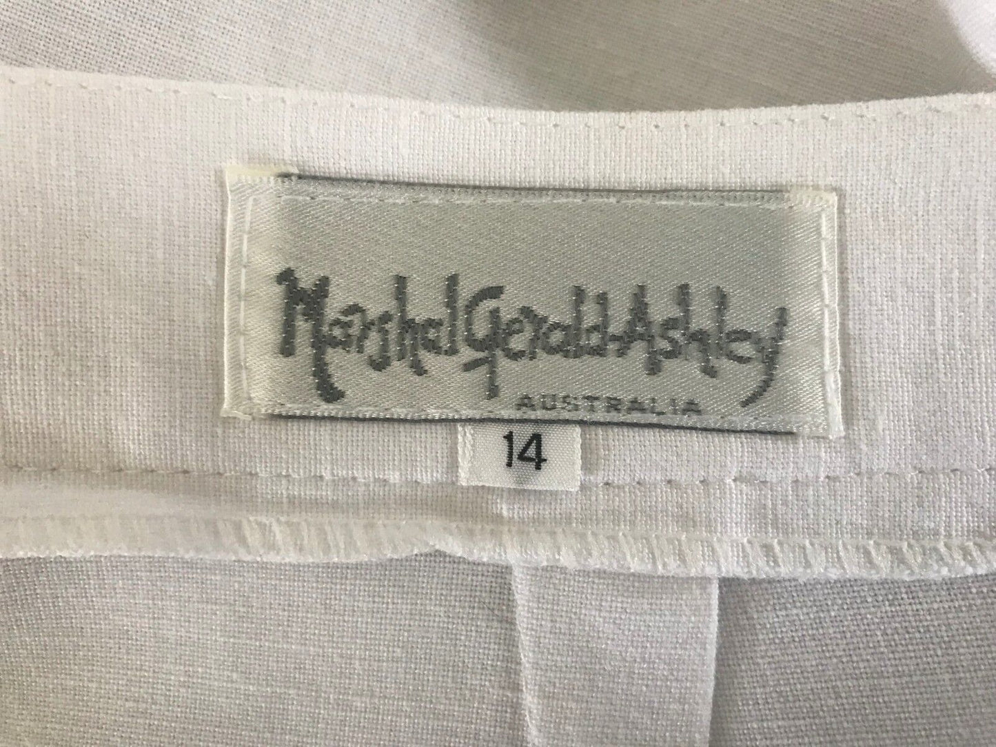 MARSHAL GERALD ASHLEY Skirt Vintage White Straight Knee Length Ladies Size 14