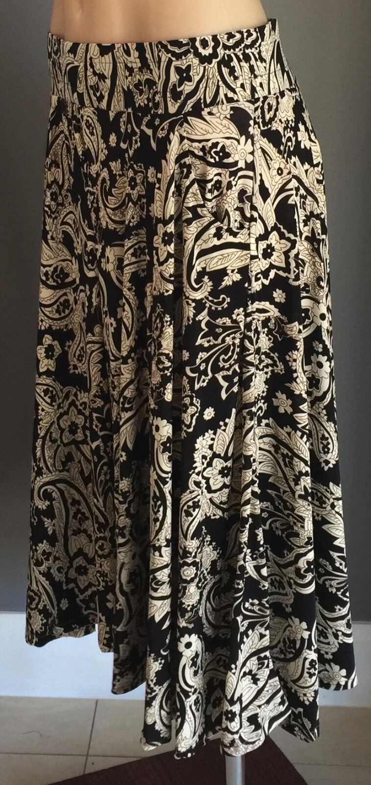 ELEGANT Handkerchief Skirt Black & Taupe Paisley Print Size XL 12 14 Retro