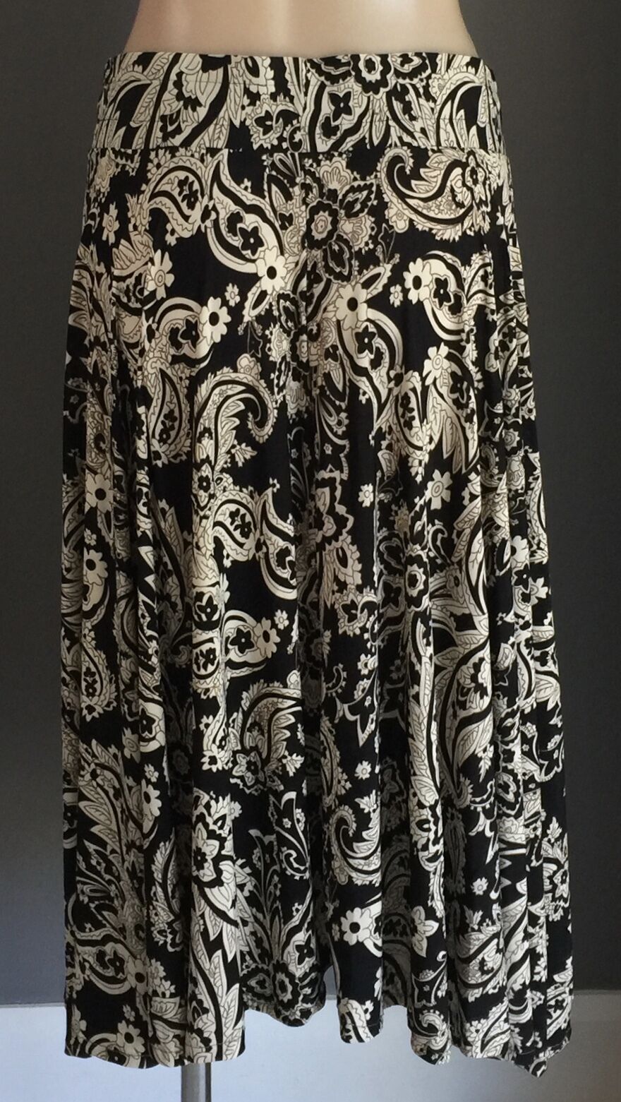 ELEGANT Handkerchief Skirt Black & Taupe Paisley Print Size XL 12 14 Retro