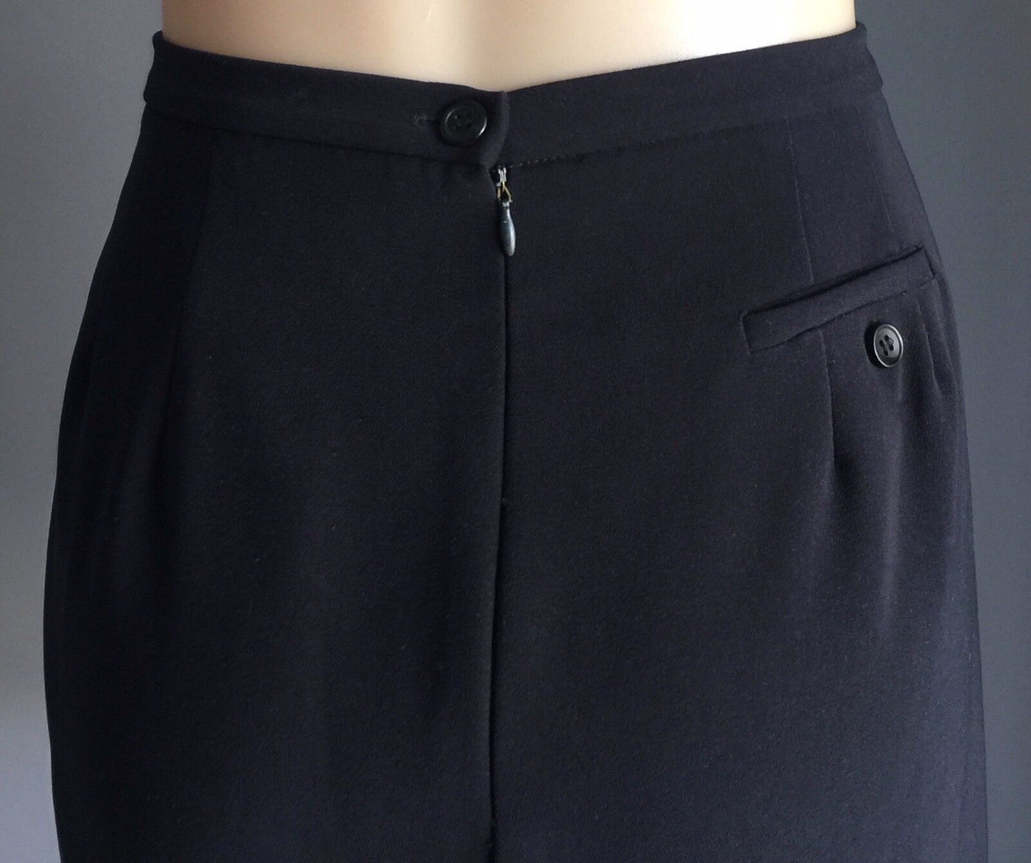 JACQUI E Skirt Navy Blue Short Straight Above Knee Ladies Size 14