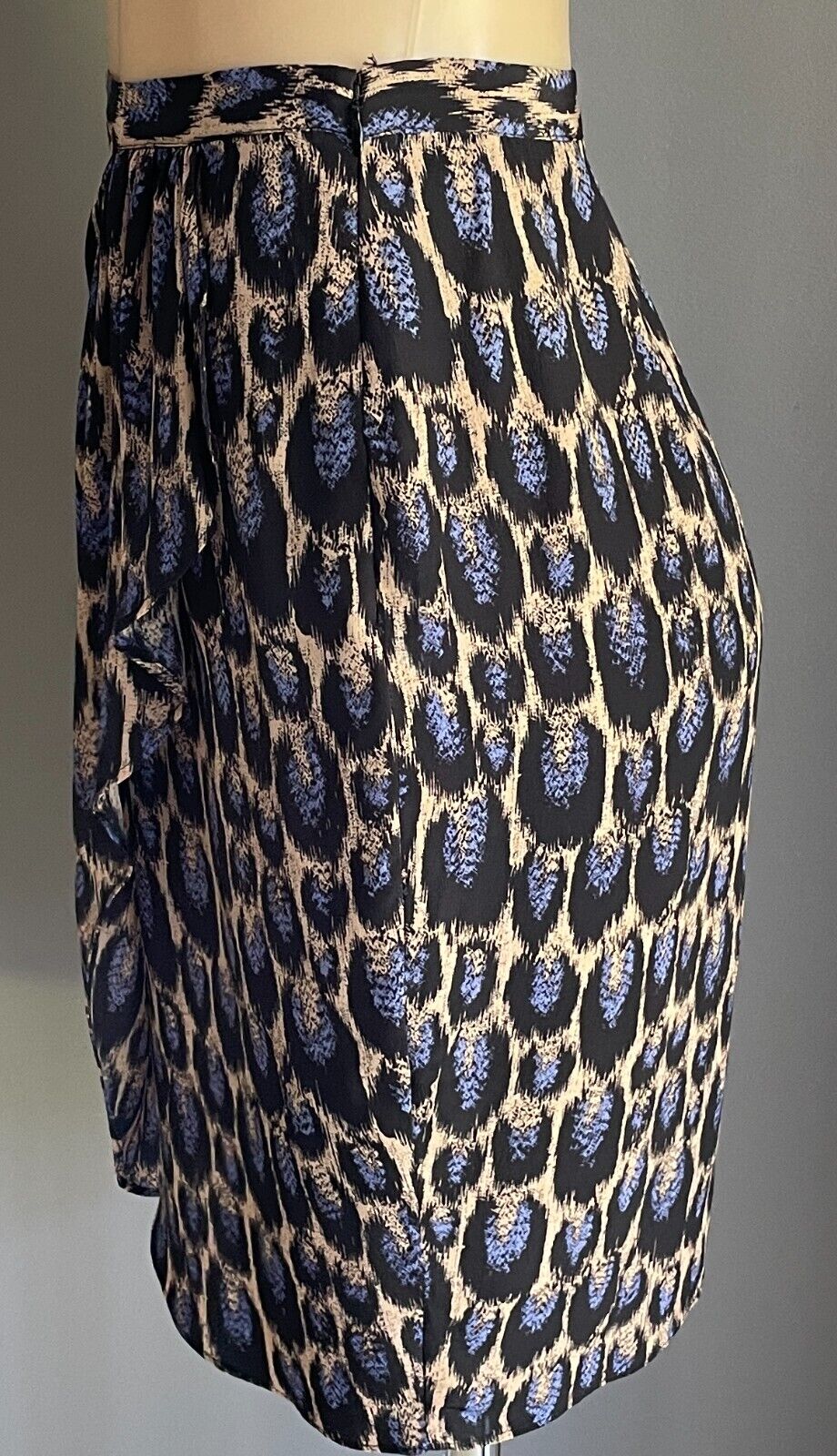 WITCHERY Skirt Faux Wrap Blue Black Beige Print Silk Size 14 Lined