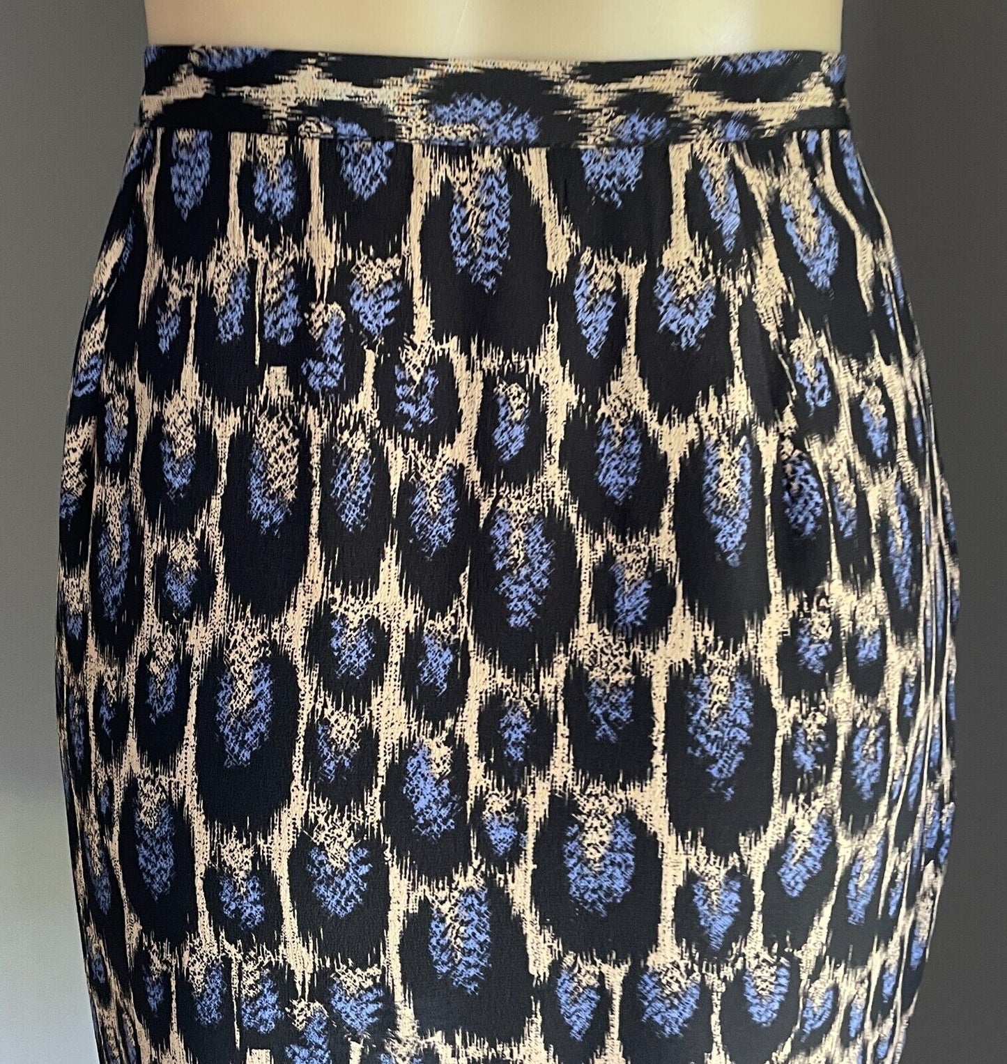 WITCHERY Skirt Faux Wrap Blue Black Beige Print Silk Size 14 Lined