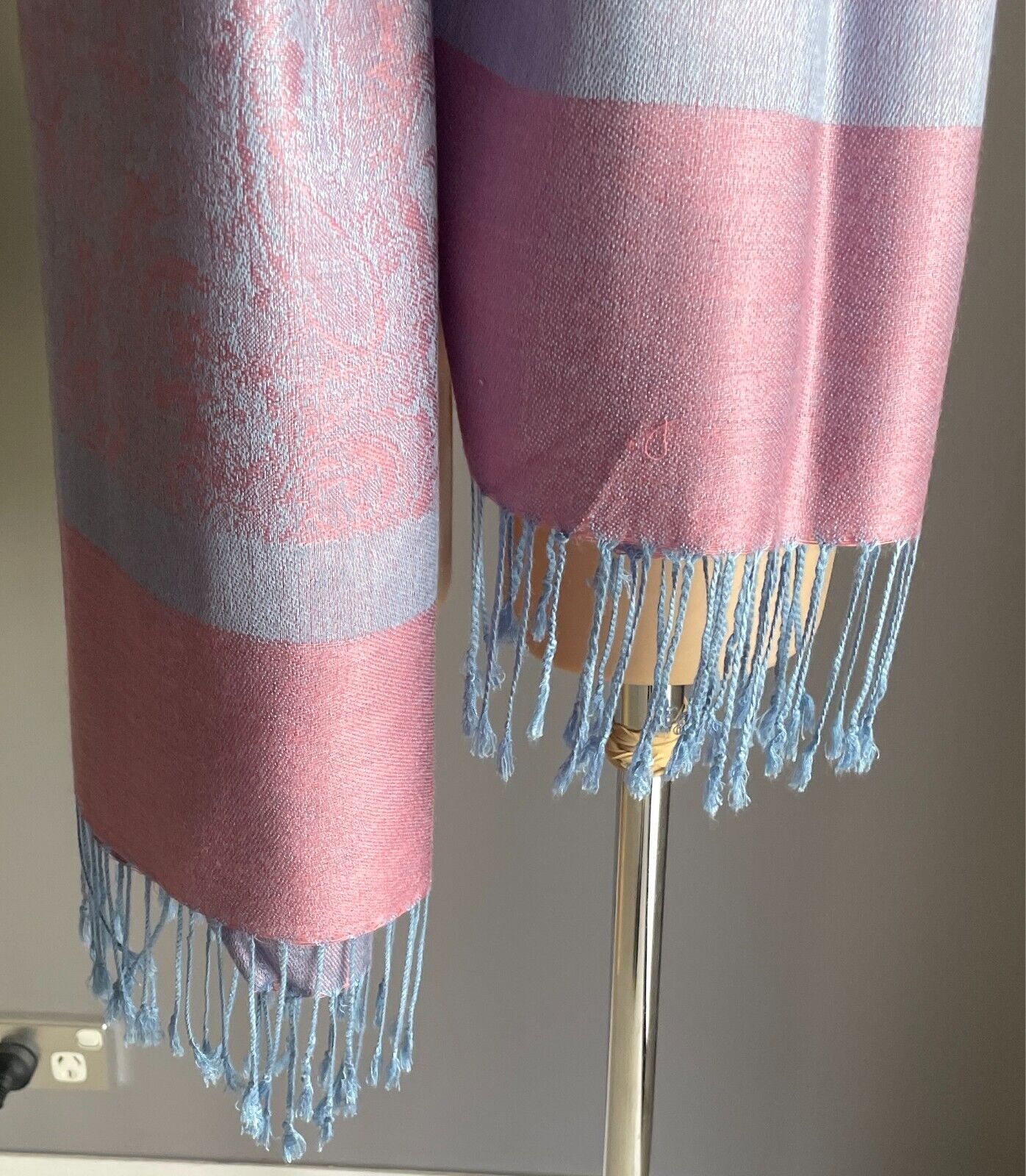 Cashmere Silk  Pashmina Scarf Fringed Neck Wrap Pink Light Blue Paisley Shawl