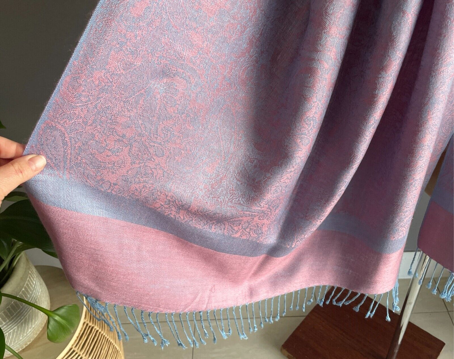Cashmere Silk  Pashmina Scarf Fringed Neck Wrap Pink Light Blue Paisley Shawl