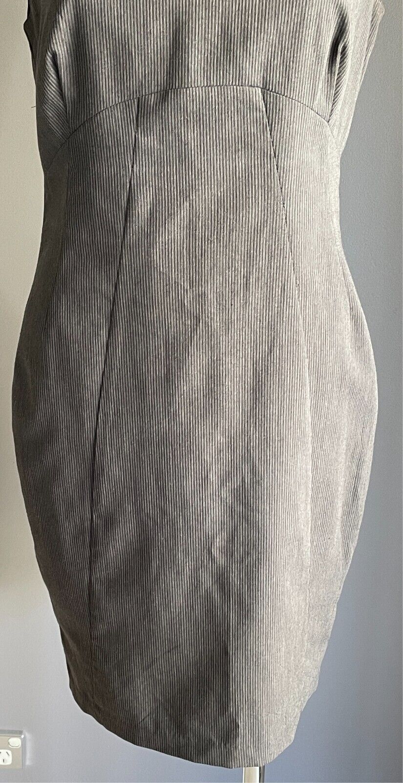 FORCAST Sheath Dress Grey/Black Stripe Sleeveless Size 10 Lined Knee Length