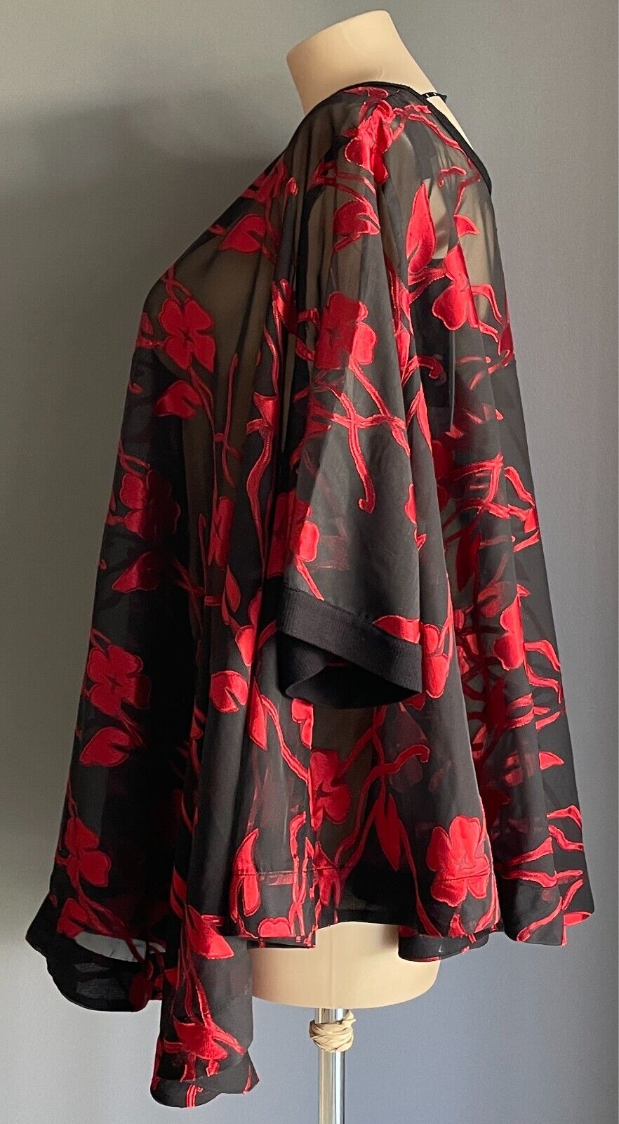 TAKING SHAPE Black & Red "Harajuki" Top Plus Size M/L Wear 4 Ways Semi Sheer NWT