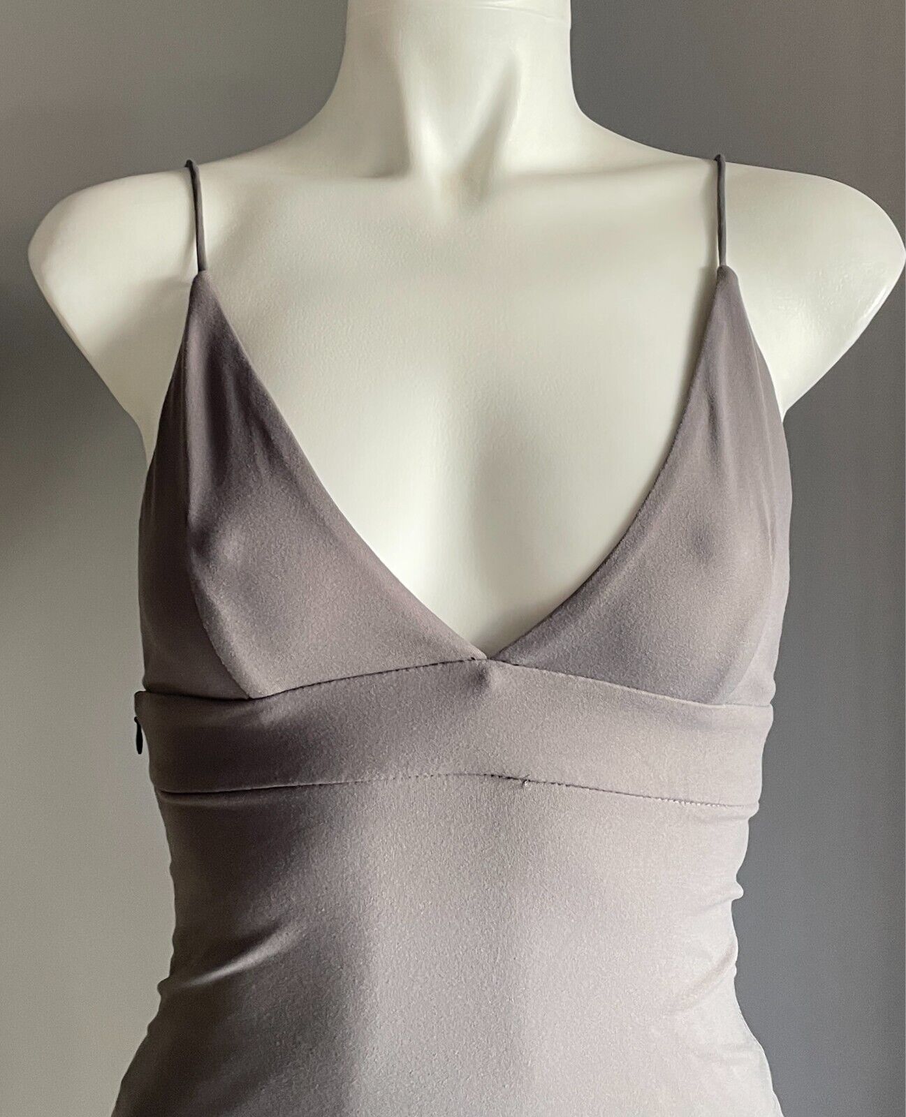 MADDIE & BELLE Bodycon Dress Grey Stretch Sleeveless Knee Length Size 6 8 NEW