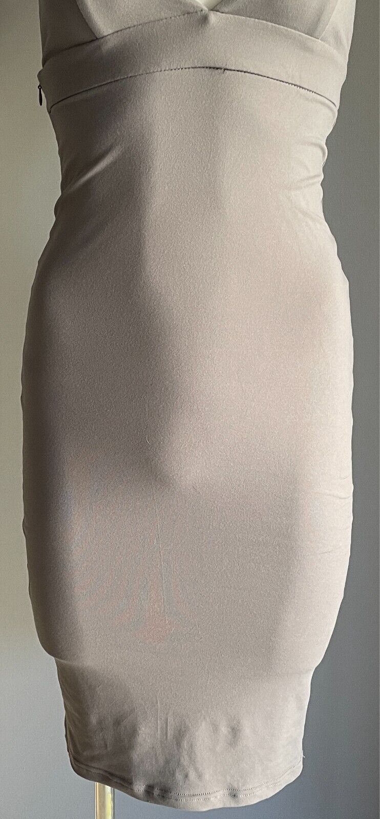 MADDIE & BELLE Bodycon Dress Grey Stretch Sleeveless Knee Length Size 6 8 NEW