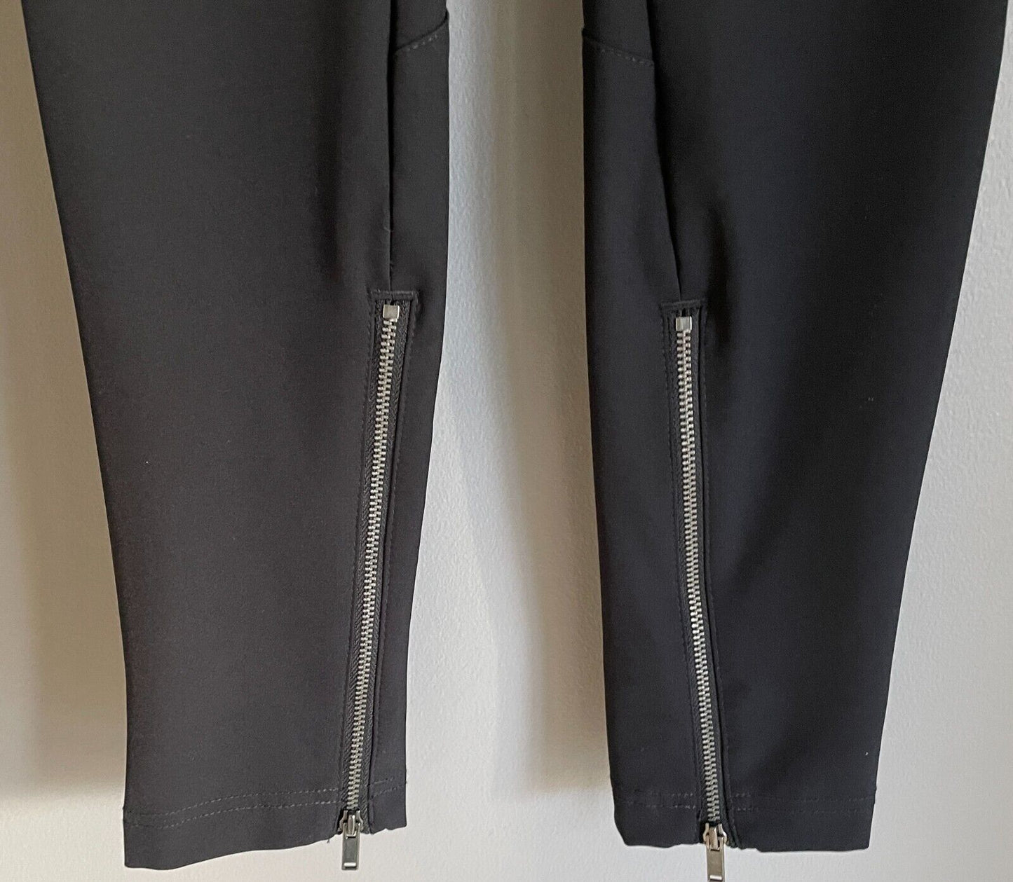 GAP Black "Techy Moto Legging" Stretch Pants Ankle Zips Inseam Size 0 AU 4 63cm