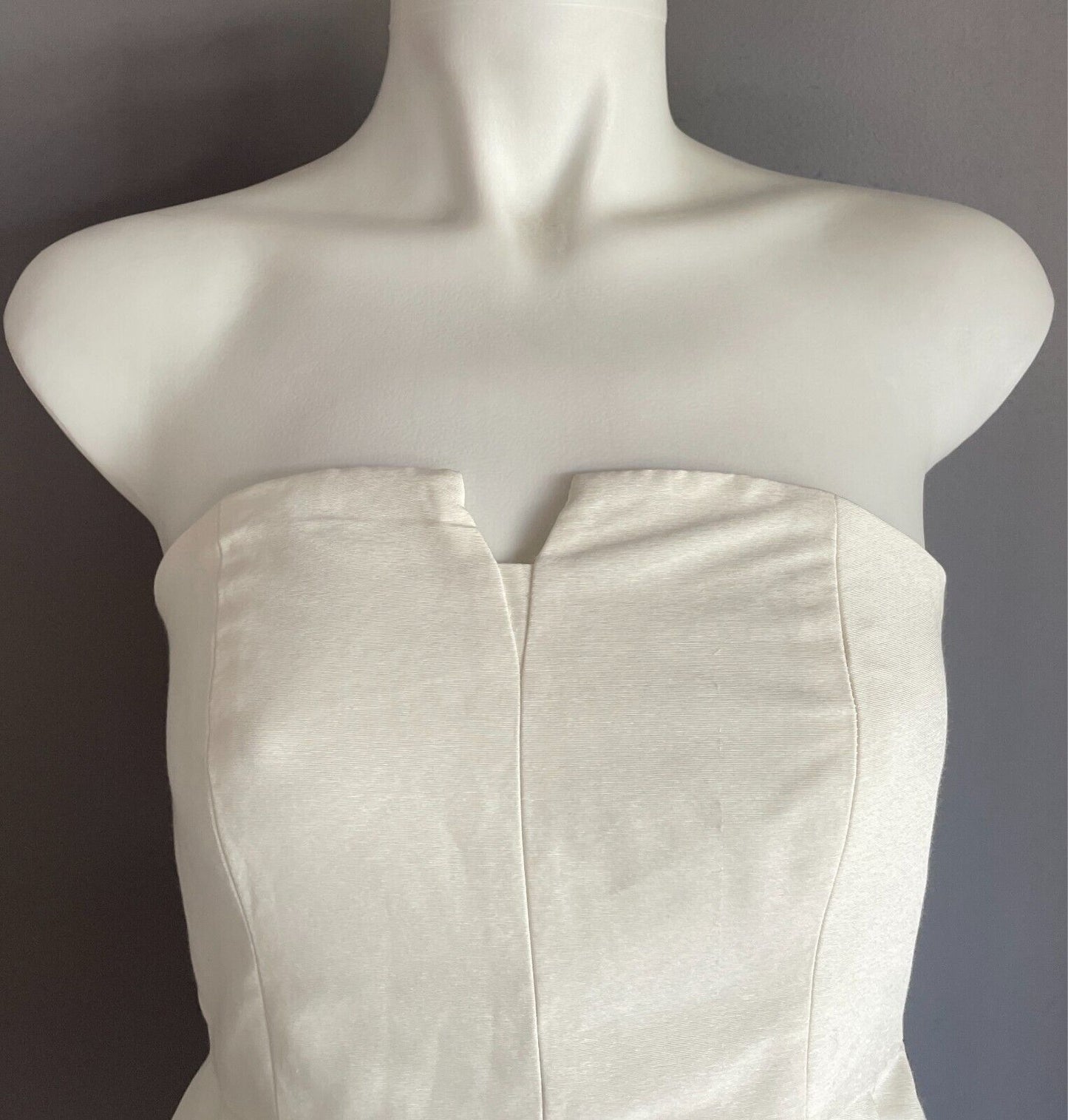 ELIZABETH AND JAMES "Jill" White Strapless Pleated Peplum Top Size 2 AU 6 8