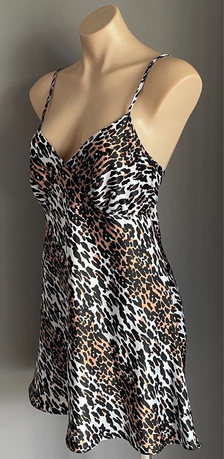 CHEMISE Gold Silver Black Leopard Print Size 12 Thin Shoulder Straps Slip Y2K
