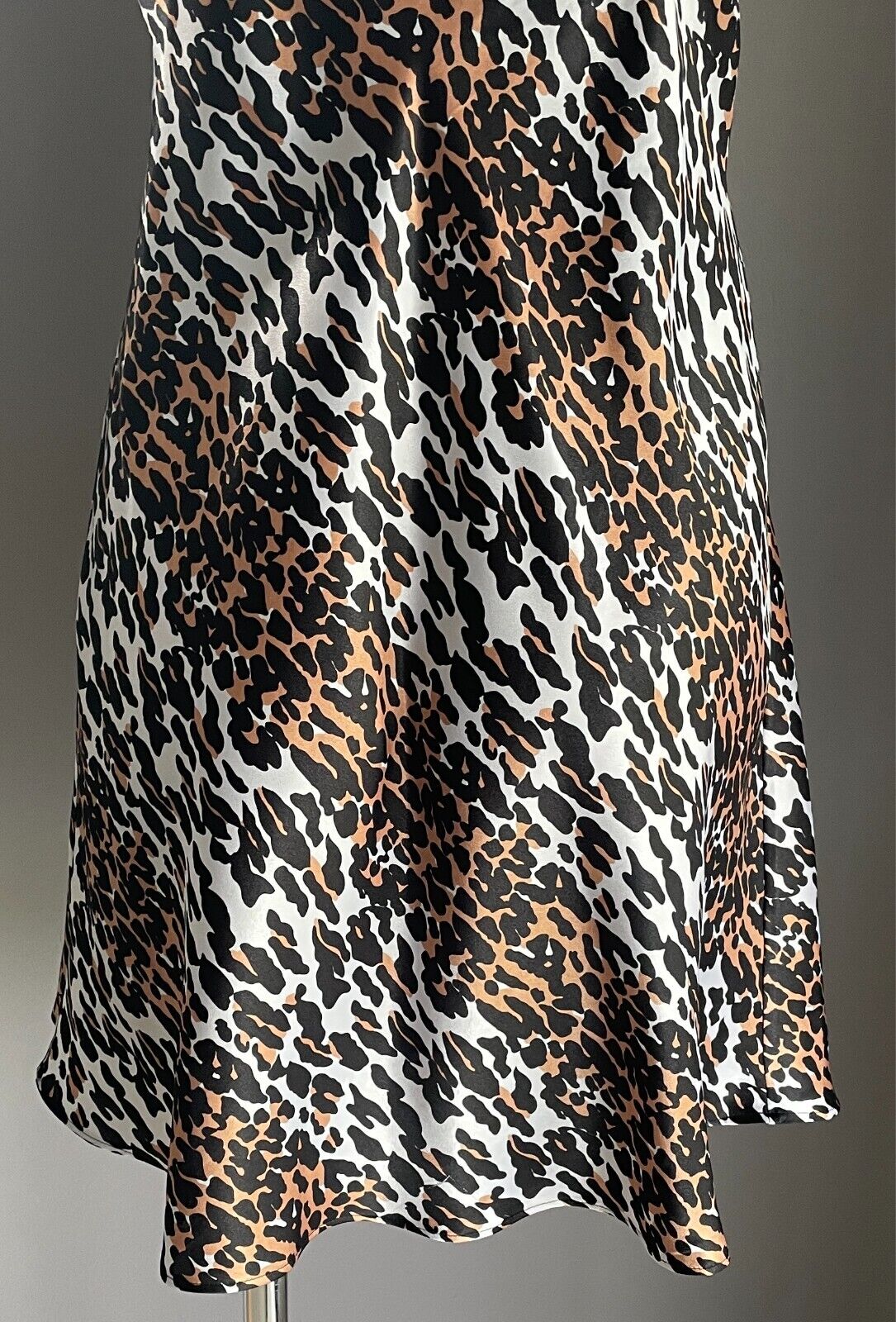 CHEMISE Gold Silver Black Leopard Print Size 12 Thin Shoulder Straps Slip Y2K