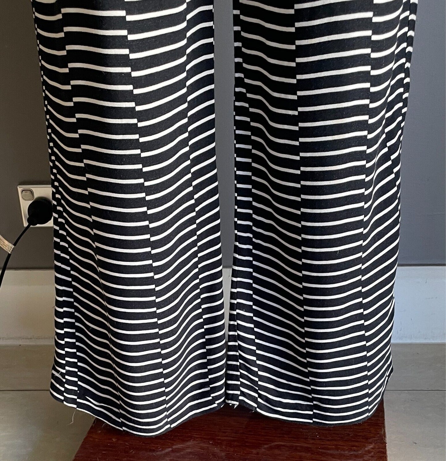 PRINCIPLES by BEN de LISI Black & White Stripe Pants Size 14 Straight Wide Leg