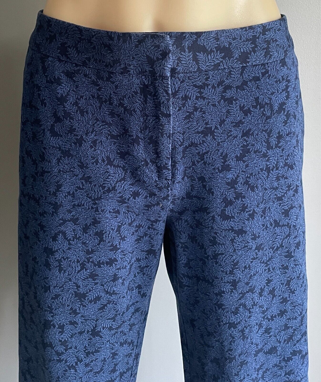 SPORTSCRAFT "Dallas" Print Pants Navy & Blue Leaf Print Size 14 Tailored Fit