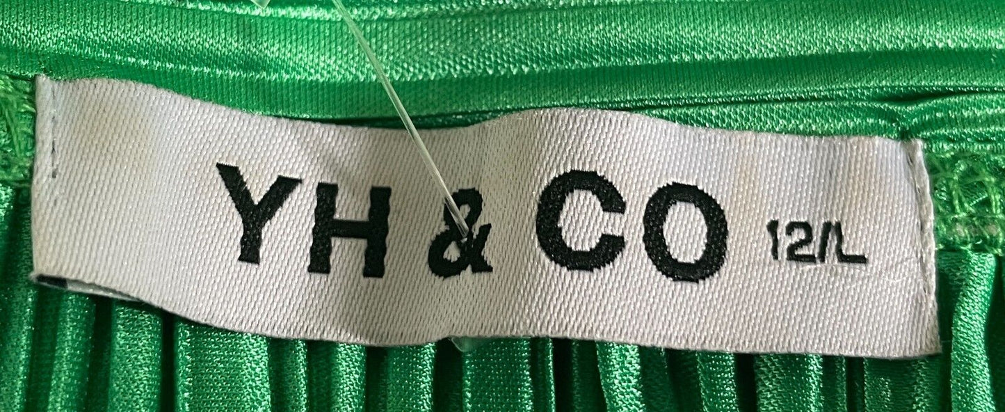 YH & Co 2 Piece Green Plisse Set Shirt Size 12 L & Pants Size 14 XL Relaxed NEW