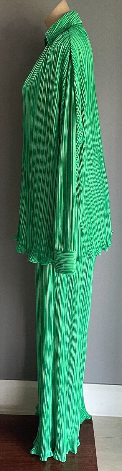 YH & Co 2 Piece Green Plisse Set Shirt Size 12 L & Pants Size 14 XL Relaxed NEW
