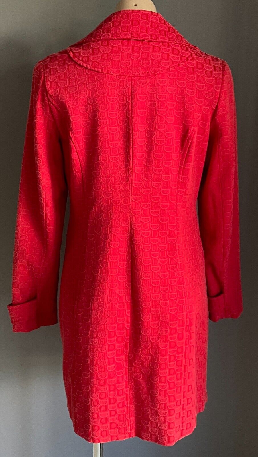 TEABERRY Coat Red Jacquard Long Sleeve Single Breasted Button Front Size 10
