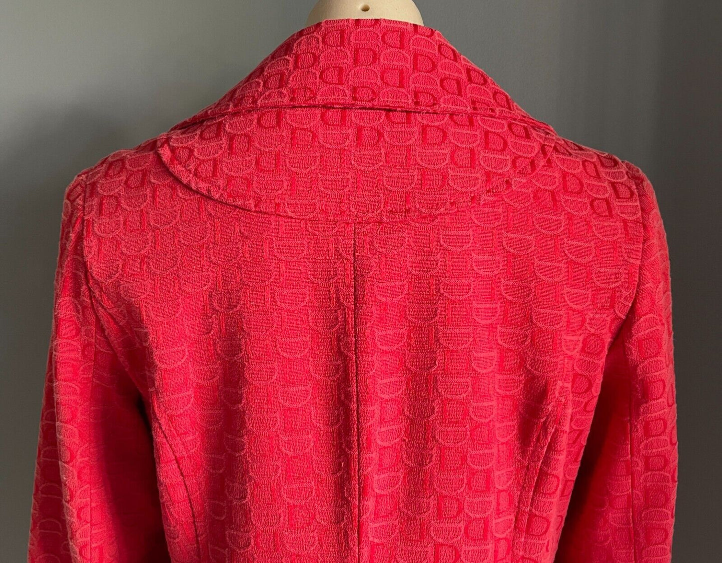 TEABERRY Coat Red Jacquard Long Sleeve Single Breasted Button Front Size 10