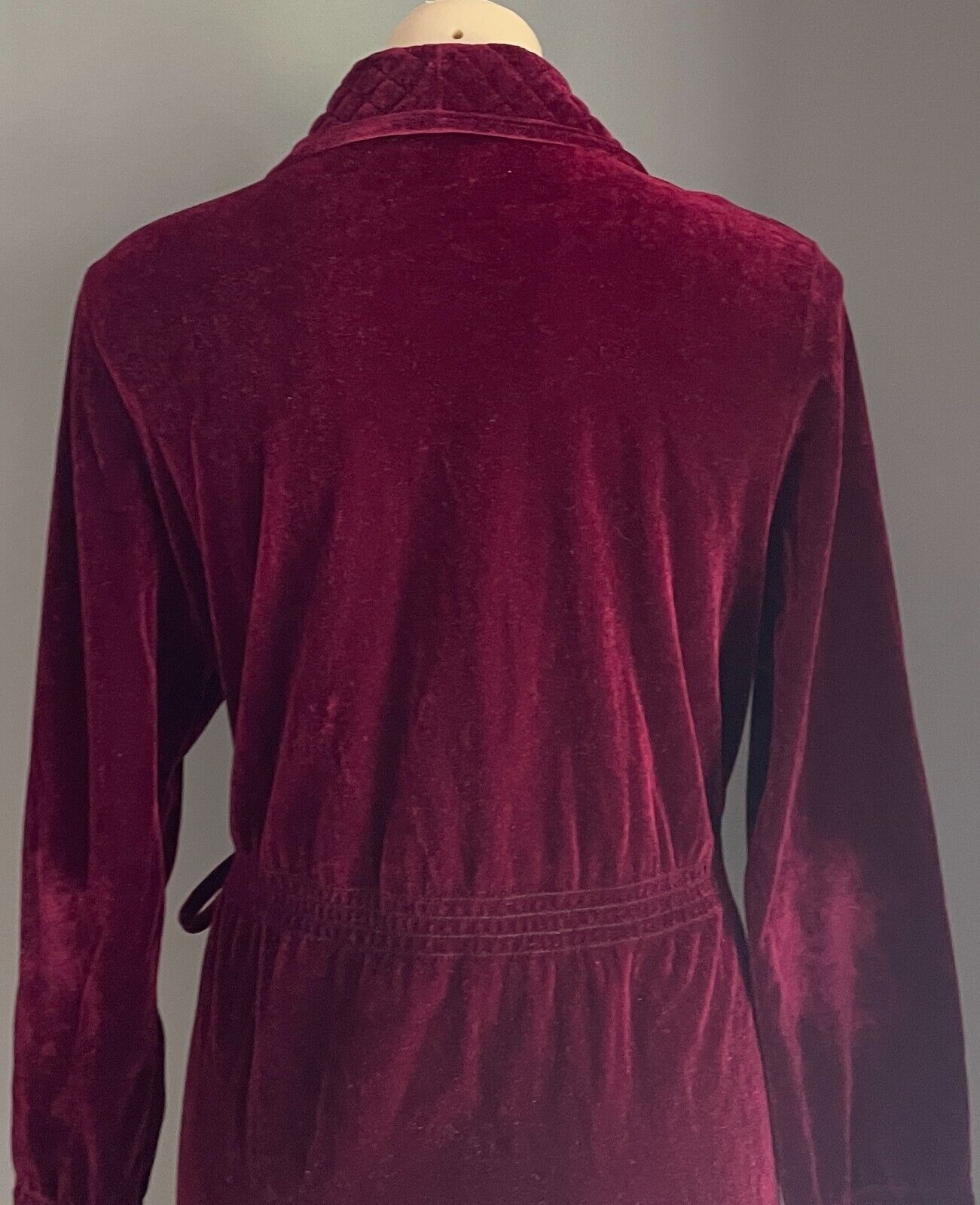 VALENTINA Dressing Gown Bath Robe Burgundy Velour Long Sleeve Size 16 Vintage