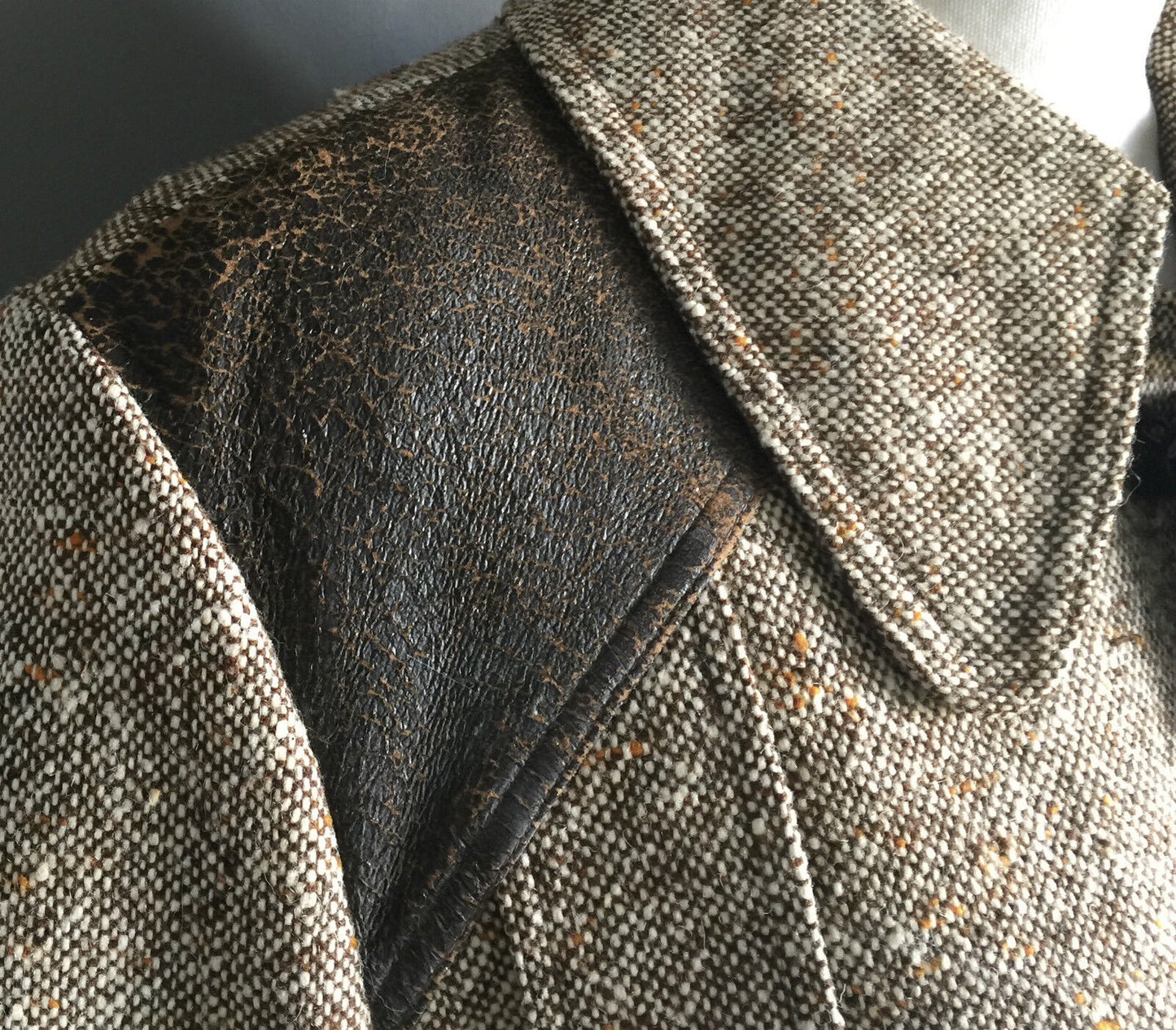 1970's Coat Brown Fleck Wool Textured Tweed Jacket Ladies Size 10 12 Vintage