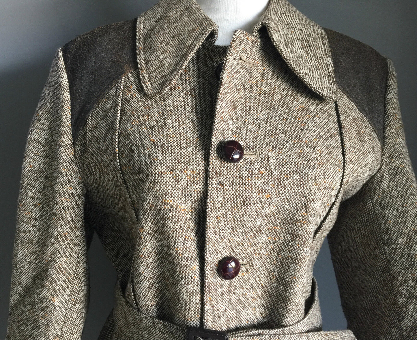 1970's Coat Brown Fleck Wool Textured Tweed Jacket Ladies Size 10 12 Vintage