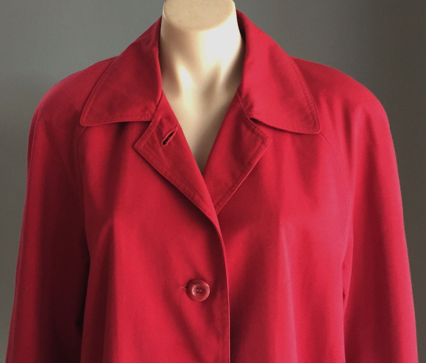 Vintage A VIRGO MODEL Coat Red Lightweight Jacket Ladies Size 12 Water Resistant