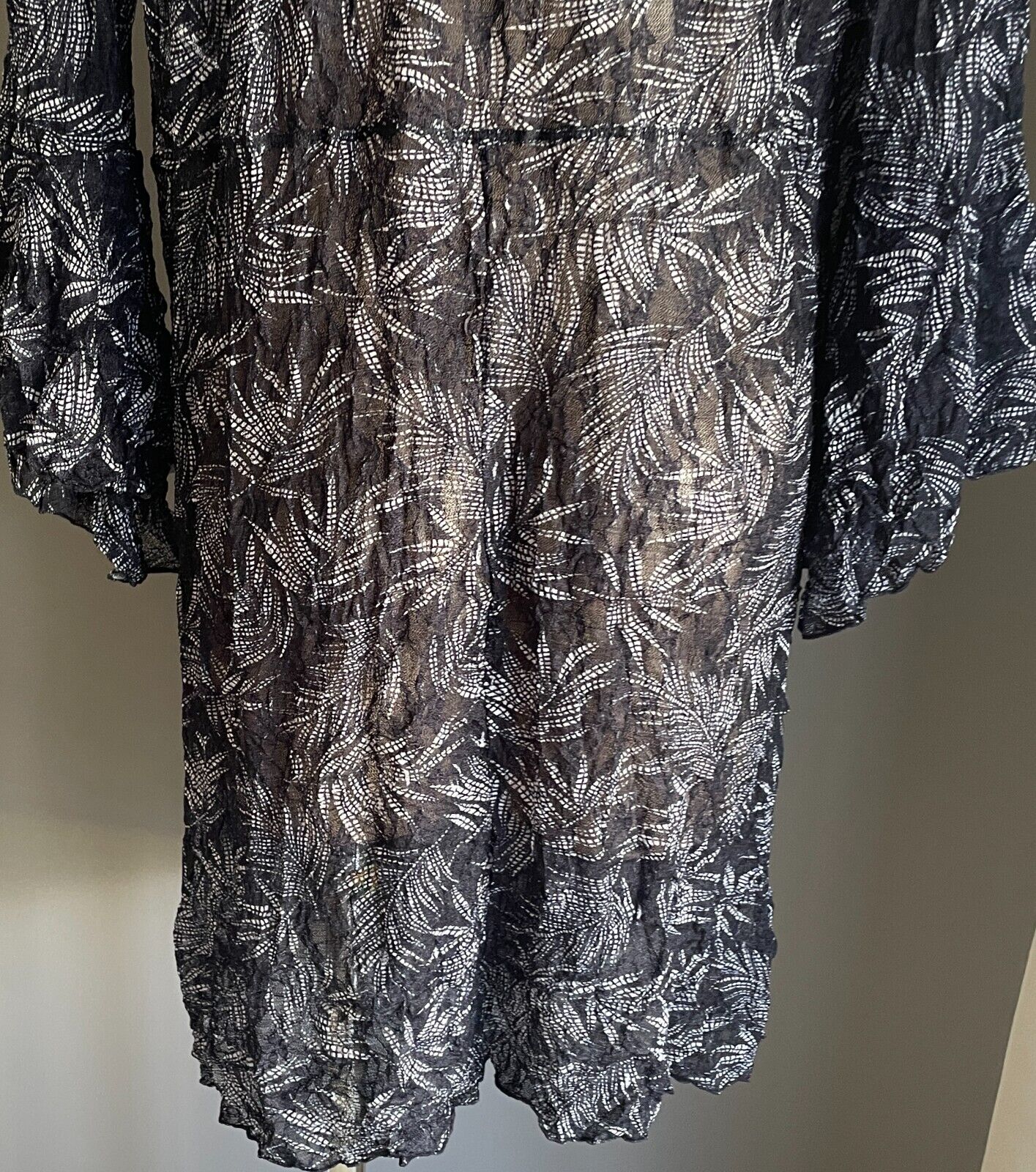 VIRTUELLE Duster Coat Blue & White Print Wrinkle Look Net 3/4 Sleeve Size XXS 12