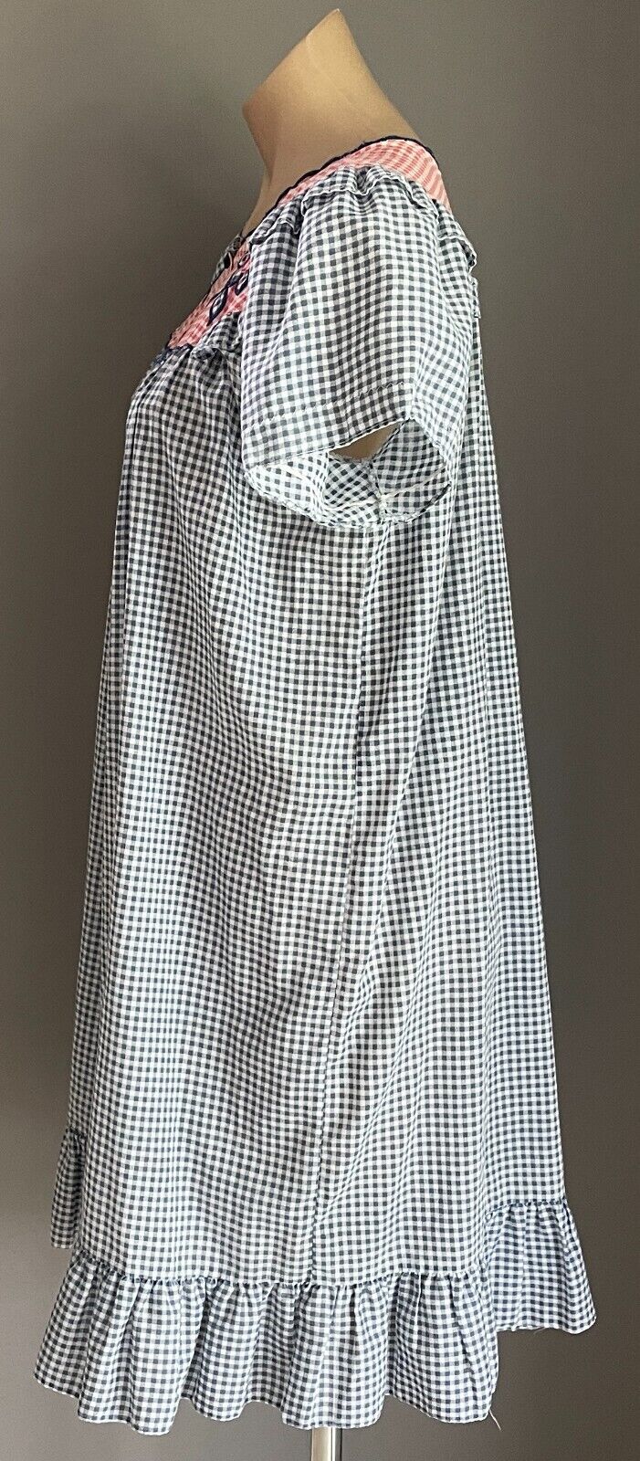 Gingham House Coat Retro 1950 - 60's Red Blue White Robe Button Front Robe Sz 12