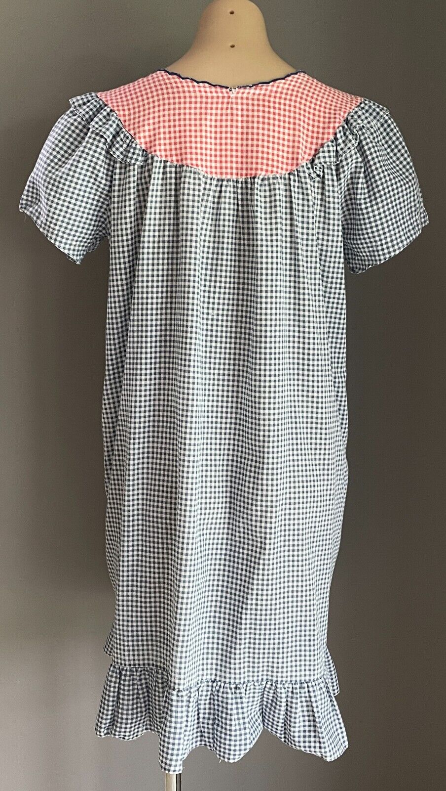 Gingham House Coat Retro 1950 - 60's Red Blue White Robe Button Front Robe Sz 12