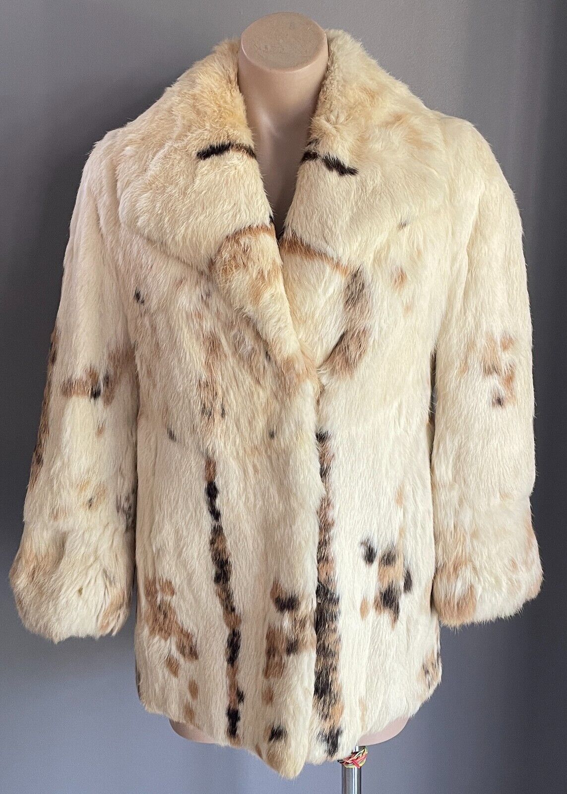 LEVY FURS Jacket Cream Brown Tone Rabbit Fur Coat Size 12 Timeless Vintage