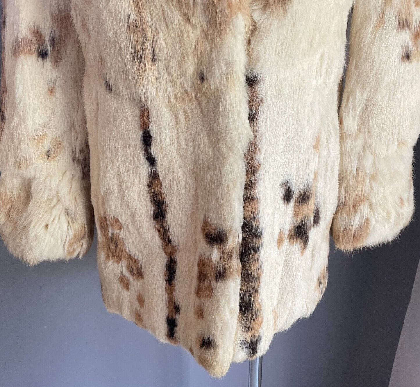 LEVY FURS Jacket Cream Brown Tone Rabbit Fur Coat Size 12 Timeless Vintage