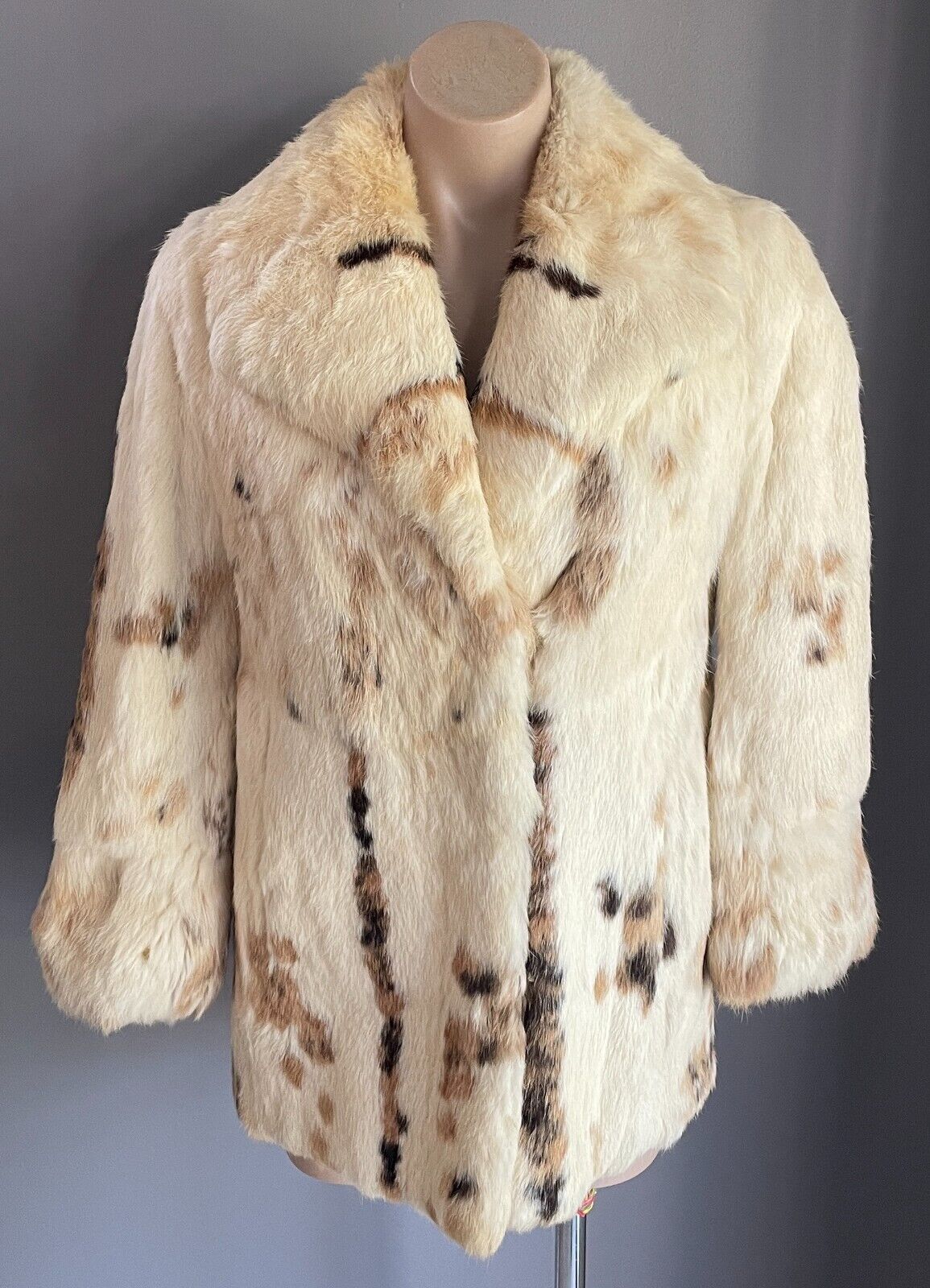 LEVY FURS Jacket Cream Brown Tone Rabbit Fur Coat Size 12 Timeless Vintage
