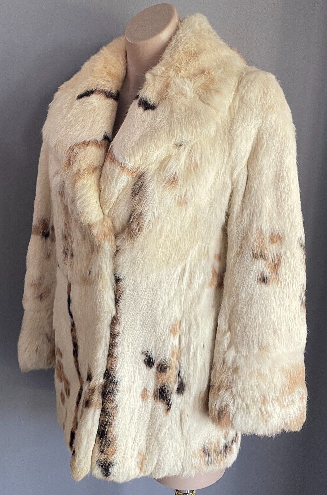 LEVY FURS Jacket Cream Brown Tone Rabbit Fur Coat Size 12 Timeless Vintage
