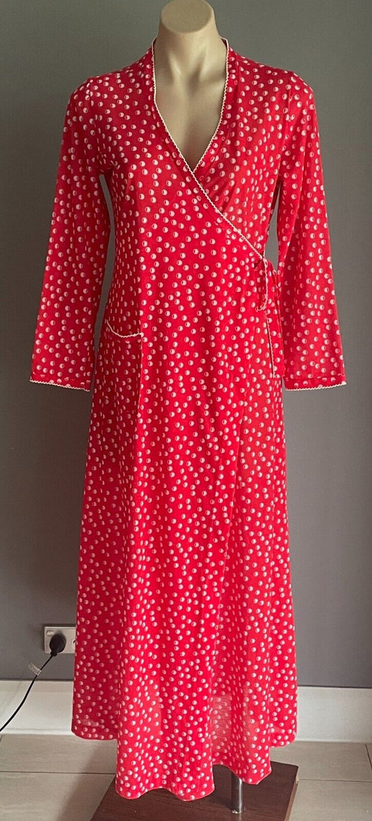 1960's 1970's House Coat Bath Robe Red White Print Size 14 Wrap Long Sleeve