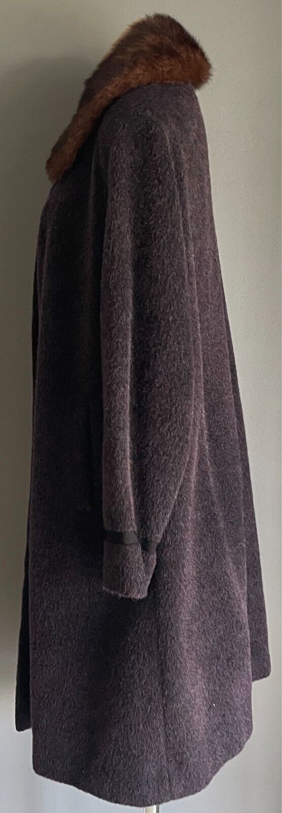 Vintage DISTINCTION ORIGINAL By Stephen Coat Purple Wool Mohair Fur Collar Sz 16