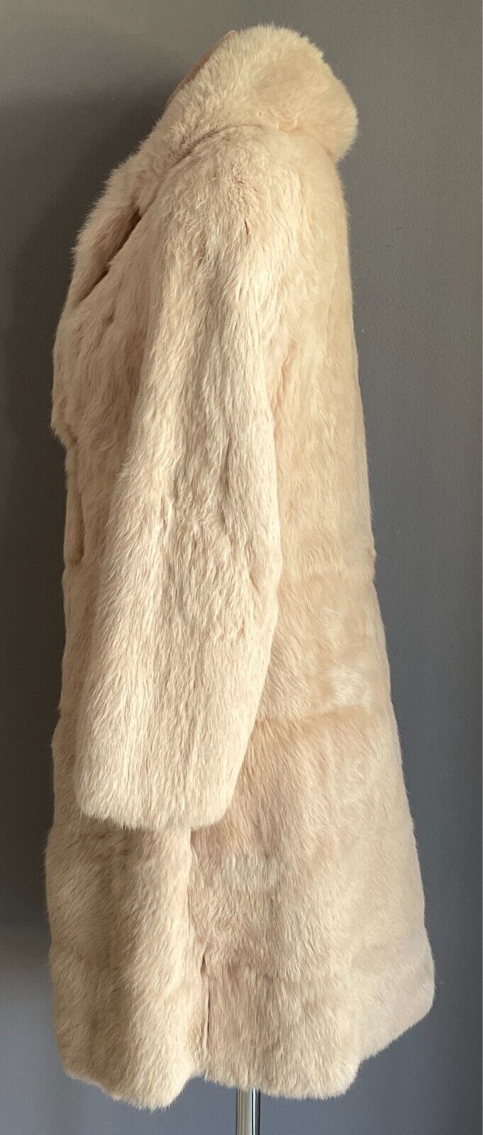 FUR COAT Cream Rabbit Size 10 Timeless Classic Soft Long Sleeves Lined Vintage