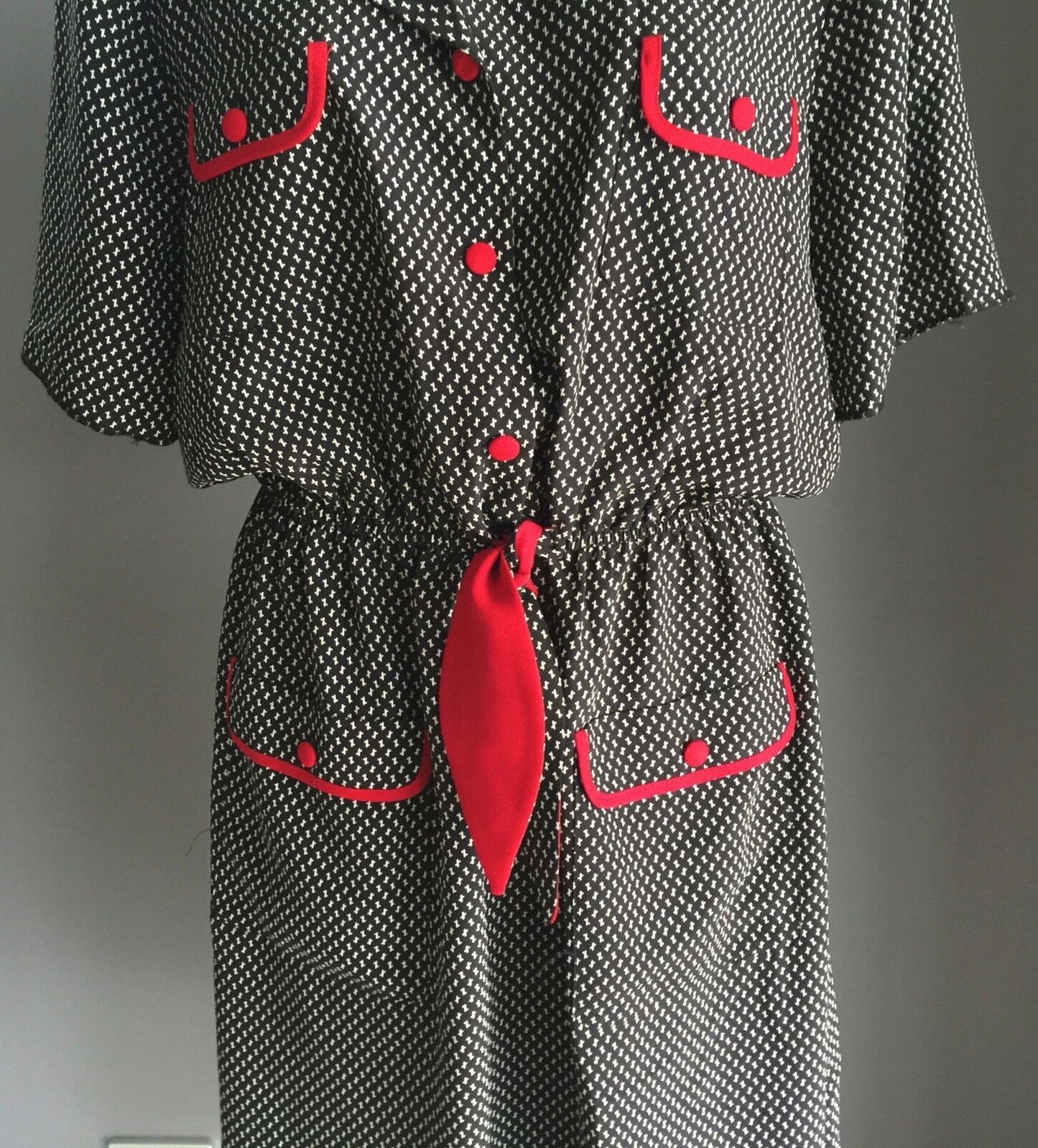 1980's TODAY'S CLASSICS Dress Black & White Print Frock Size 16 Red Accents