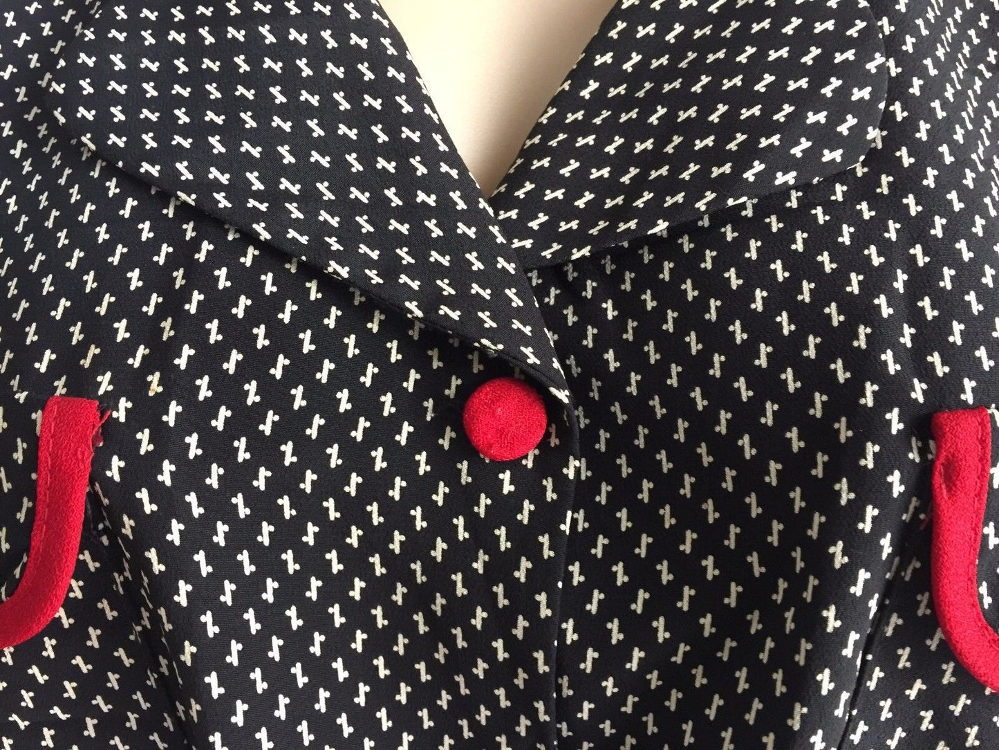 1980's TODAY'S CLASSICS Dress Black & White Print Frock Size 16 Red Accents