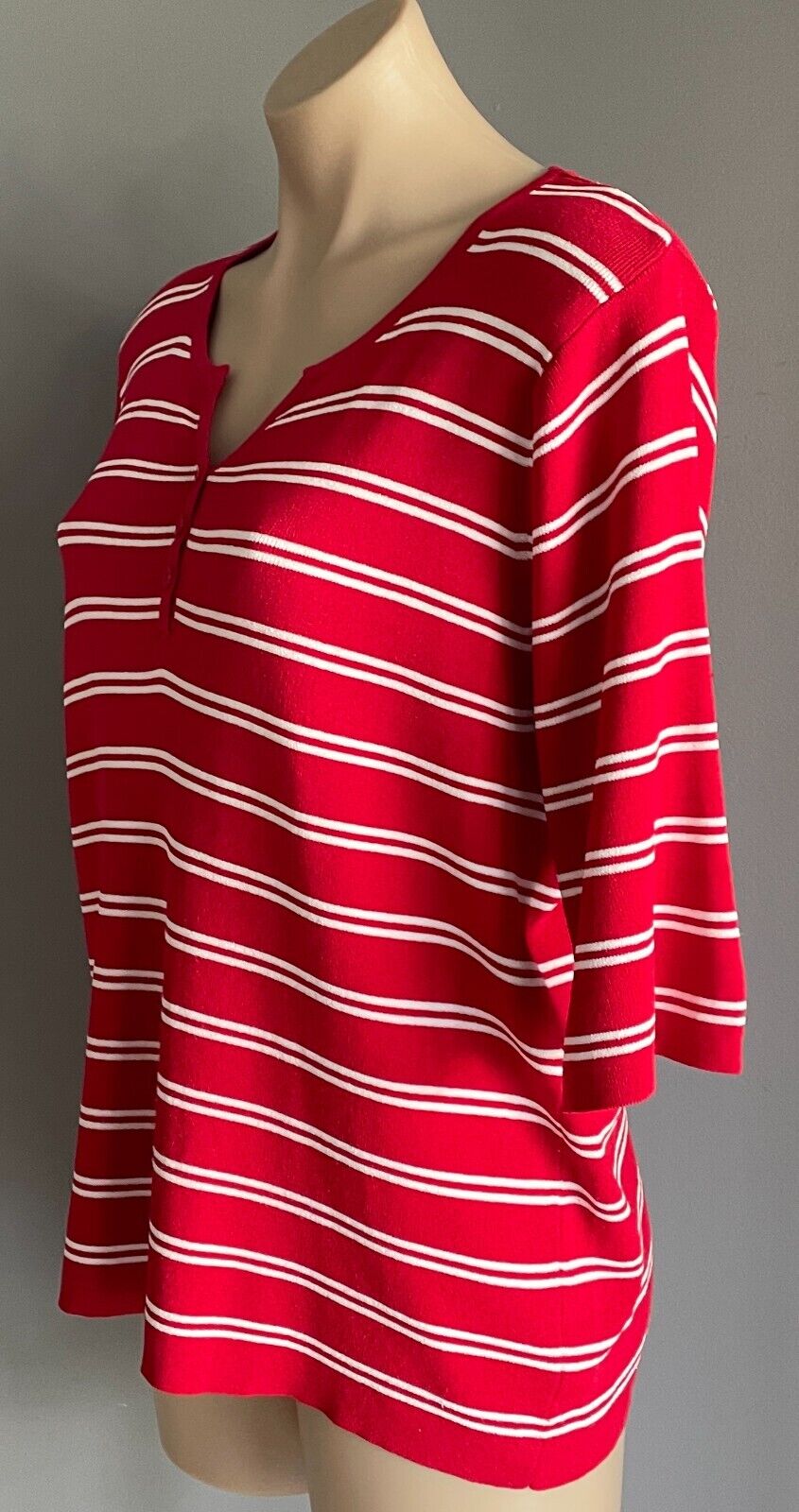 NONI Knit Top Red White Stripe Short Sleeves Size XL 3 Button Stretch Fabric