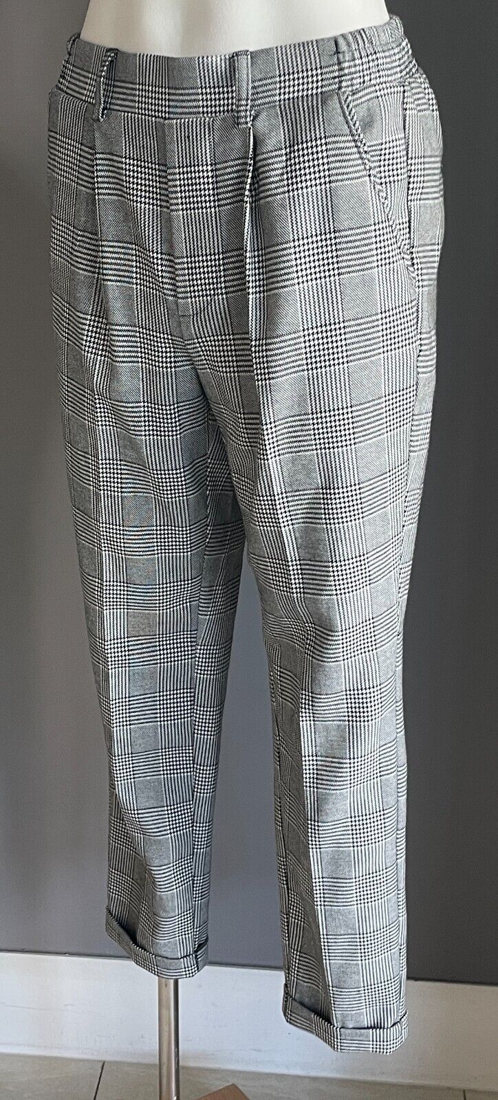 JAY JAYS Pleated Pants Black & White Houndstooth Check Pull On Cuff Hem Size 6 8